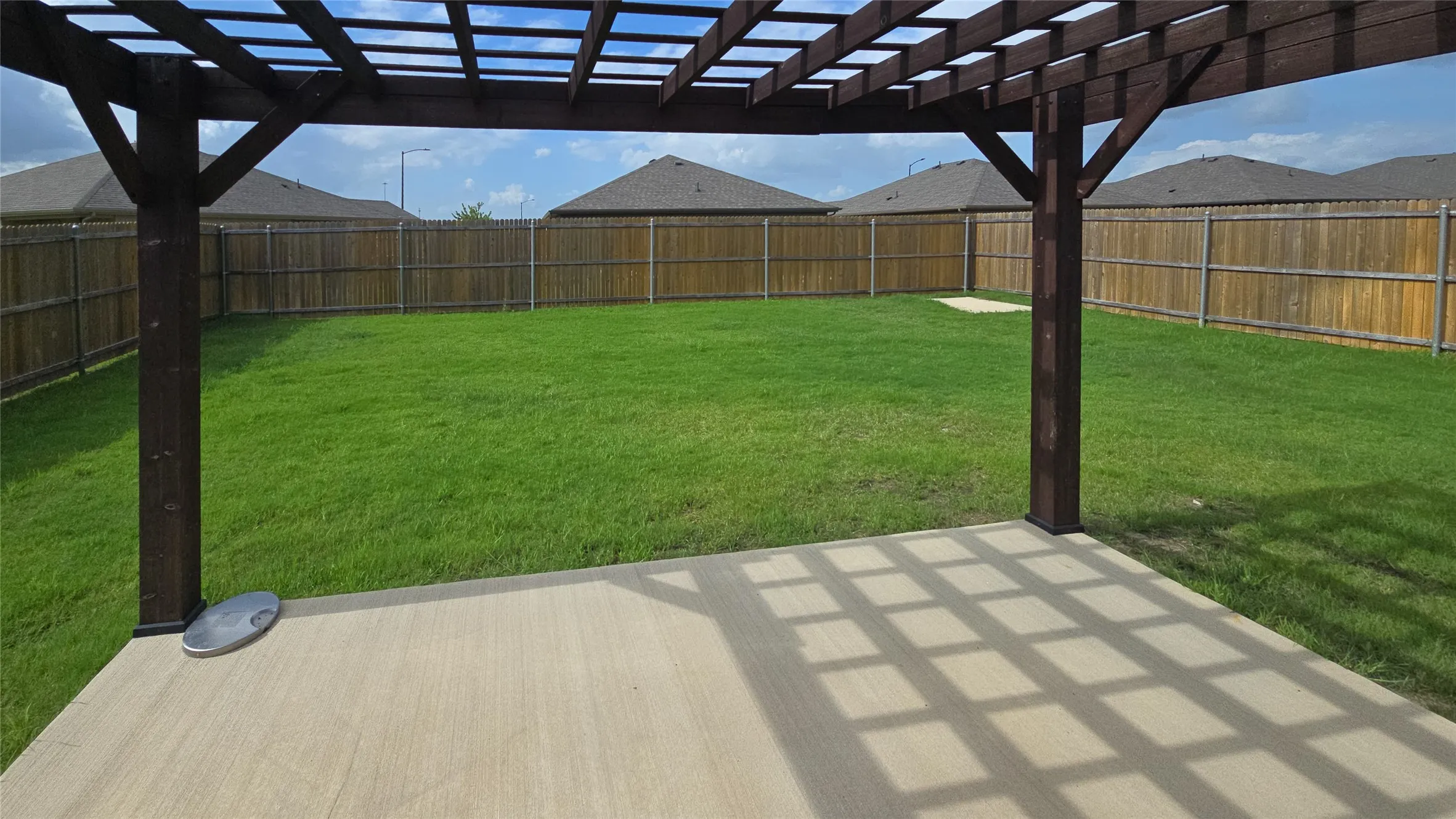Single Family Residence For Rent in Hunt County , 1416 Waverley Drive, Greenville, Texas 75402, 3 Bedroom, 2 Bathroom, 1 Garage spaces, 1,169 Sqft, built in 2022, mls#21369572, Real Estate Agent in Greenville, Homes For Rent in Hunt county, Homes For Rent in Greenville, Realtor in Greenville Texas, Real Estate Brokerage Independent Realty Texas, Luminita Cordes Realtor