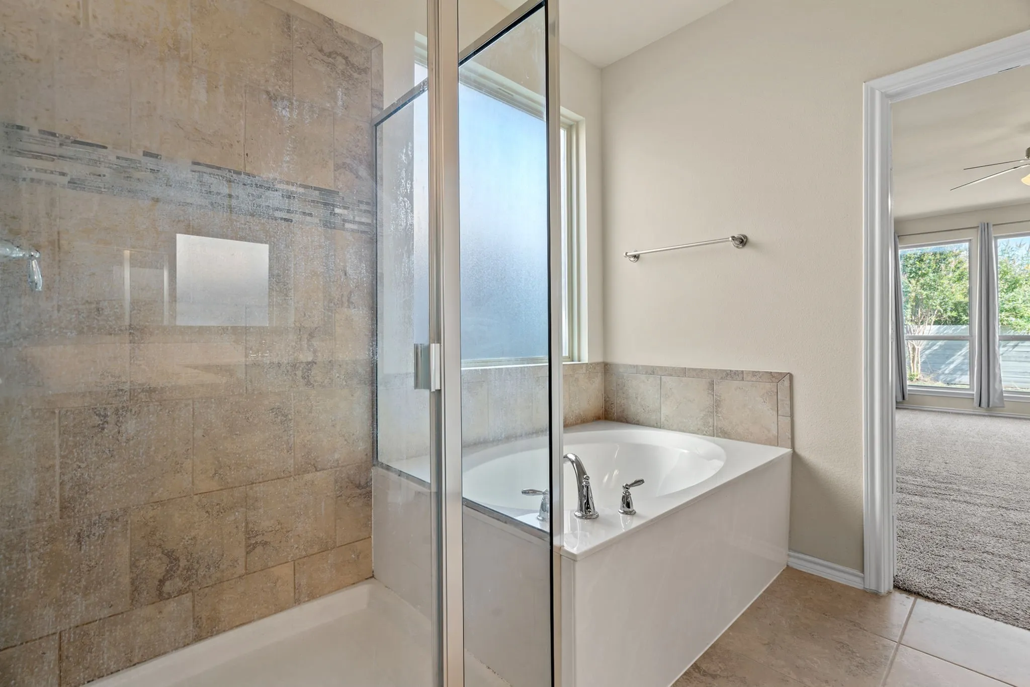 Single Family Residence For Sale in Denton County , 1704 Sparrow Street, Argyle, Texas 76226, 4 Bedroom, 3 Bathroom, 2 Garage spaces, 2,443 Sqft, built in 2016, mls#21364561, Real Estate Agent in Argyle, Homes For Sale in Denton county, Homes For Sale in Argyle, Realtor in Argyle Texas, Real Estate Brokerage Independent Realty Texas, Luminita Cordes Realtor