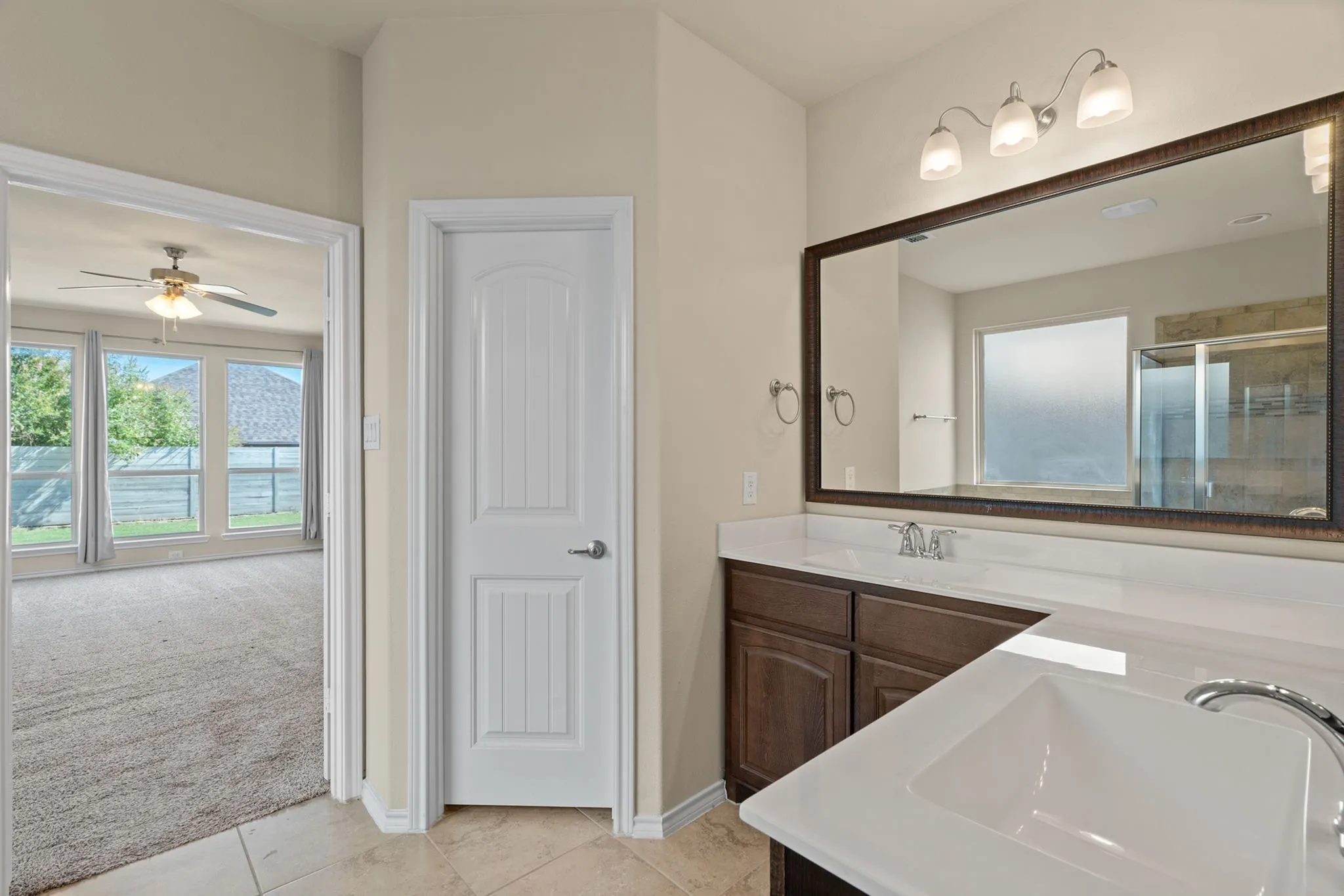 Single Family Residence For Sale in Denton County , 1704 Sparrow Street, Argyle, Texas 76226, 4 Bedroom, 3 Bathroom, 2 Garage spaces, 2,443 Sqft, built in 2016, mls#21364561, Real Estate Agent in Argyle, Homes For Sale in Denton county, Homes For Sale in Argyle, Realtor in Argyle Texas, Real Estate Brokerage Independent Realty Texas, Luminita Cordes Realtor
