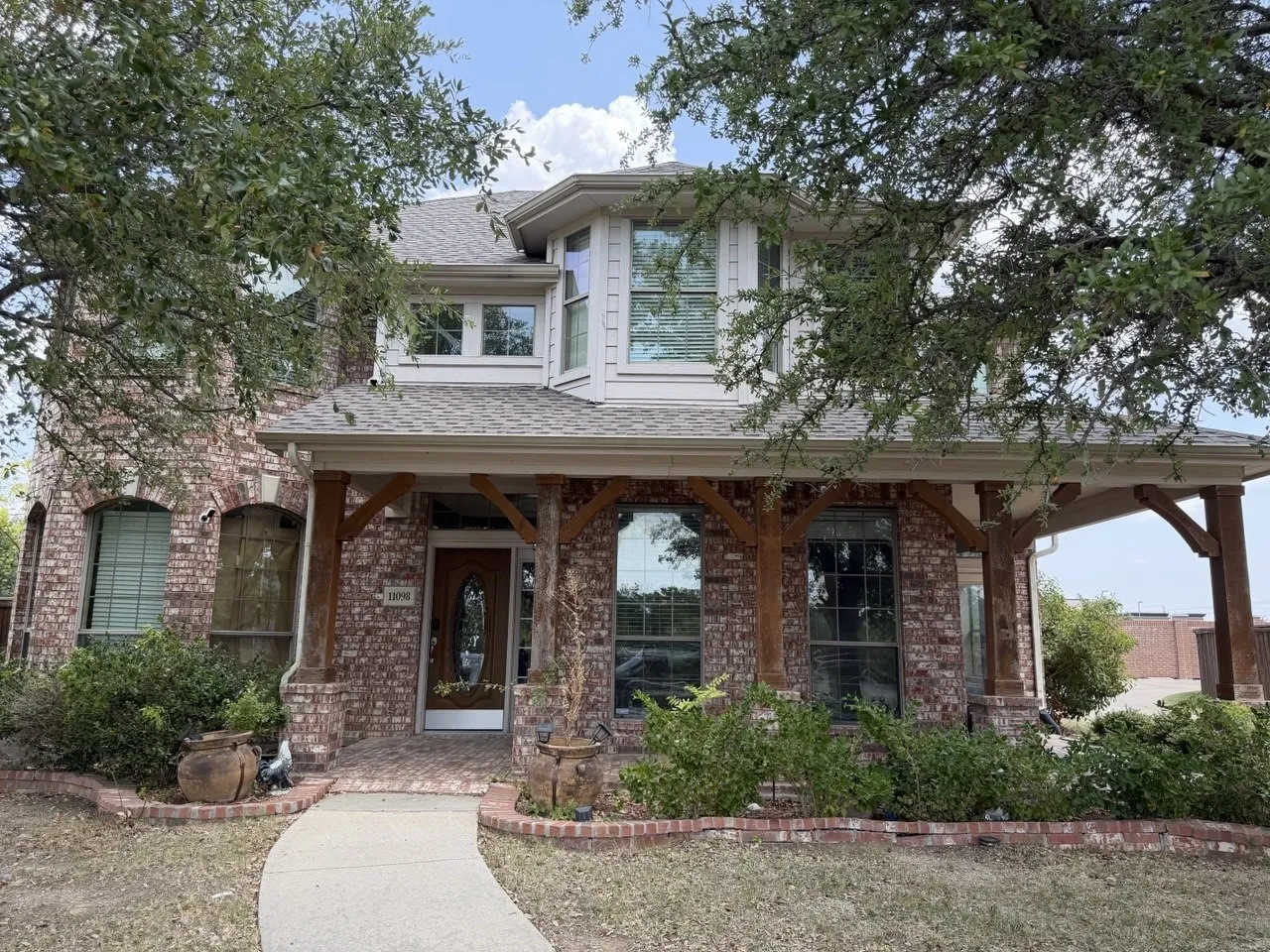 Single Family Residence For Rent in Collin County , 11098 Ascot Drive, Frisco, Texas 75033, 4 Bedroom, 3 Bathroom, 2 Garage spaces, 3,037 Sqft, built in 2005, mls#21368467, Real Estate Agent in Frisco, Homes For Rent in Collin county, Homes For Rent in Frisco, Realtor in Frisco Texas, Real Estate Brokerage Independent Realty Texas, Luminita Cordes Realtor