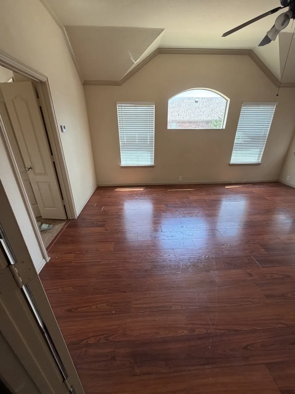 Single Family Residence For Rent in Collin County , 11098 Ascot Drive, Frisco, Texas 75033, 4 Bedroom, 3 Bathroom, 2 Garage spaces, 3,037 Sqft, built in 2005, mls#21368467, Real Estate Agent in Frisco, Homes For Rent in Collin county, Homes For Rent in Frisco, Realtor in Frisco Texas, Real Estate Brokerage Independent Realty Texas, Luminita Cordes Realtor