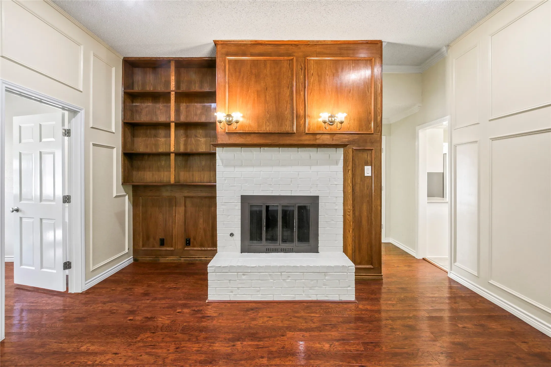 Single Family Residence For Rent in Collin County , 7838 Williams Avenue, Frisco, Texas 75033, 3 Bedroom, 2 Bathroom, 2 Garage spaces, 1,652 Sqft, built in 1983, mls#21369592, Real Estate Agent in Frisco, Homes For Rent in Collin county, Homes For Rent in Frisco, Realtor in Frisco Texas, Real Estate Brokerage Independent Realty Texas, Luminita Cordes Realtor
