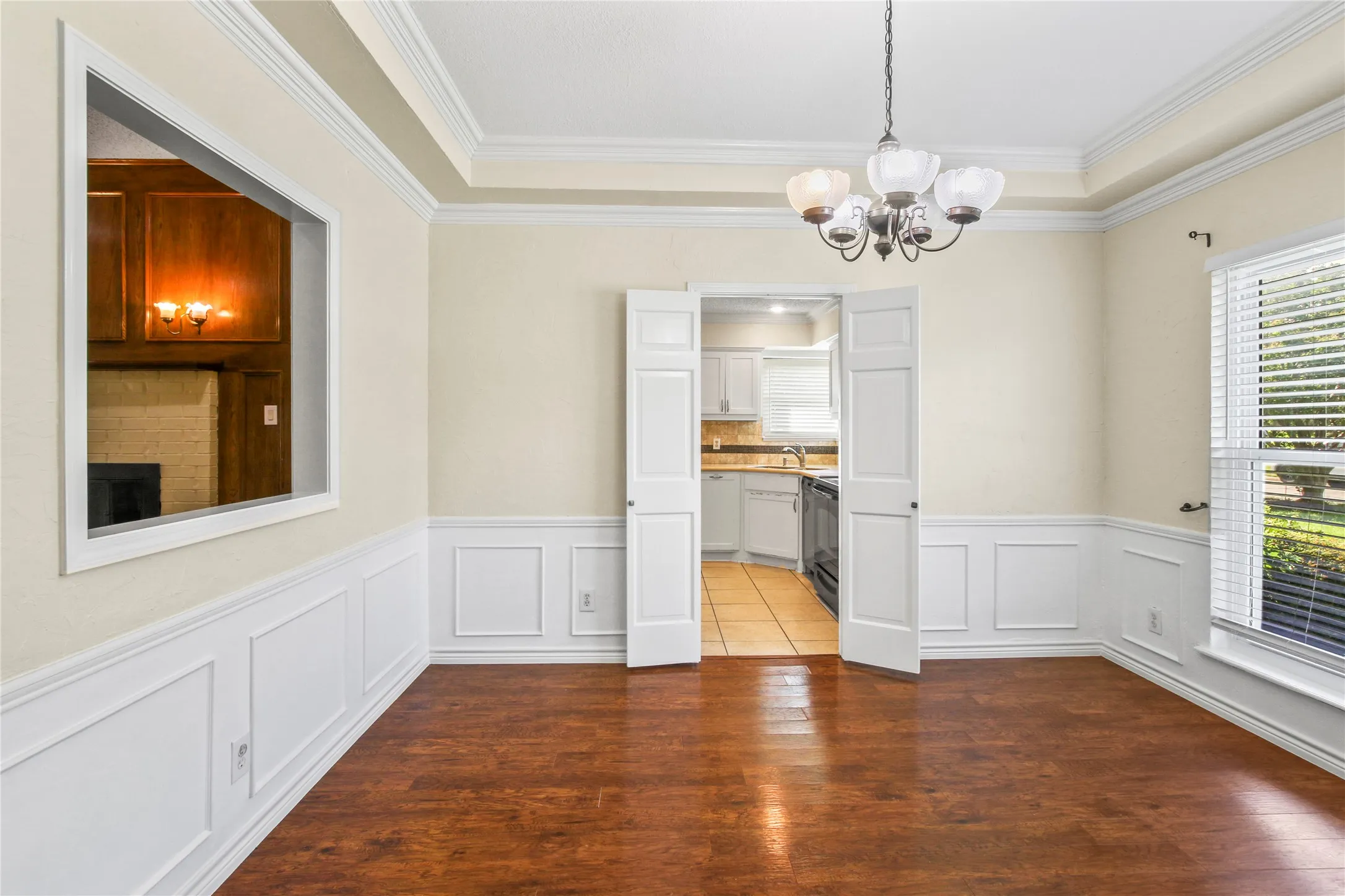 Single Family Residence For Rent in Collin County , 7838 Williams Avenue, Frisco, Texas 75033, 3 Bedroom, 2 Bathroom, 2 Garage spaces, 1,652 Sqft, built in 1983, mls#21369592, Real Estate Agent in Frisco, Homes For Rent in Collin county, Homes For Rent in Frisco, Realtor in Frisco Texas, Real Estate Brokerage Independent Realty Texas, Luminita Cordes Realtor