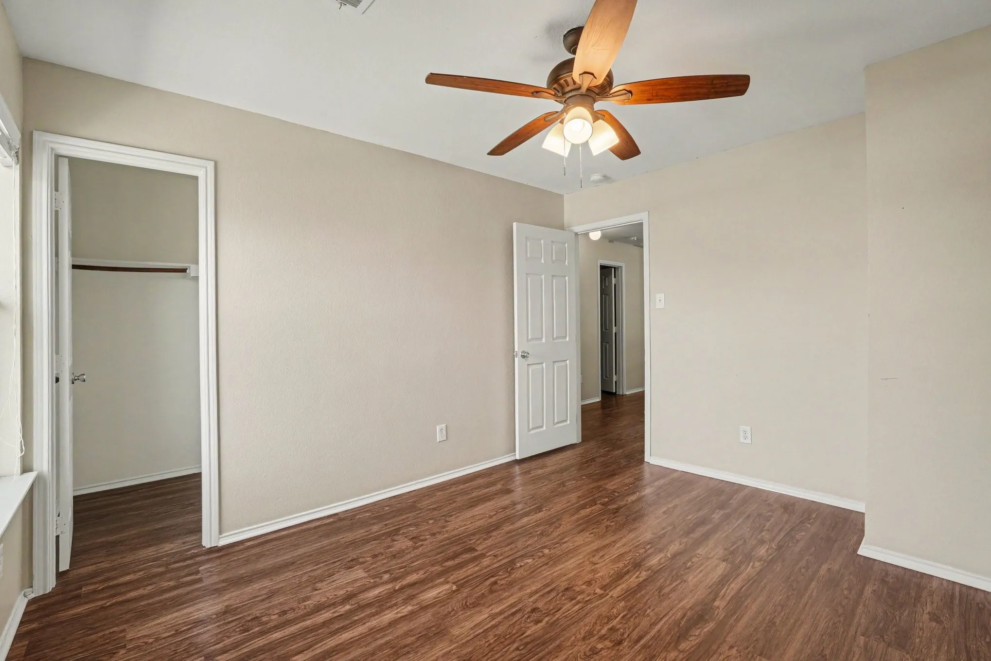 Single Family Residence For Sale in Collin County , 125 Prairie View Drive, Princeton, Texas 75407, 4 Bedroom, 3 Bathroom, 2 Garage spaces, 2,621 Sqft, built in 2005, mls#21365901, Real Estate Agent in Princeton, Homes For Sale in Collin county, Homes For Sale in Princeton, Realtor in Princeton Texas, Real Estate Brokerage Independent Realty Texas, Luminita Cordes Realtor