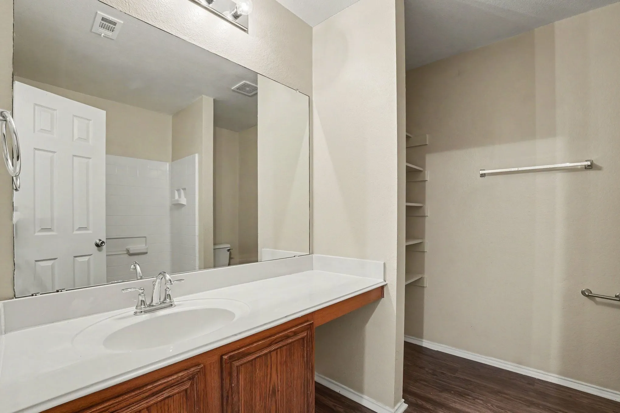 Single Family Residence For Sale in Collin County , 125 Prairie View Drive, Princeton, Texas 75407, 4 Bedroom, 3 Bathroom, 2 Garage spaces, 2,621 Sqft, built in 2005, mls#21365901, Real Estate Agent in Princeton, Homes For Sale in Collin county, Homes For Sale in Princeton, Realtor in Princeton Texas, Real Estate Brokerage Independent Realty Texas, Luminita Cordes Realtor