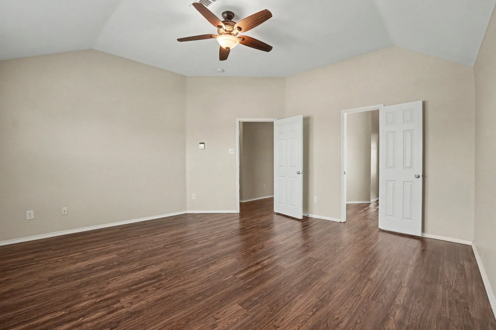 Single Family Residence For Sale in Collin County , 125 Prairie View Drive, Princeton, Texas 75407, 4 Bedroom, 3 Bathroom, 2 Garage spaces, 2,621 Sqft, built in 2005, mls#21365901, Real Estate Agent in Princeton, Homes For Sale in Collin county, Homes For Sale in Princeton, Realtor in Princeton Texas, Real Estate Brokerage Independent Realty Texas, Luminita Cordes Realtor