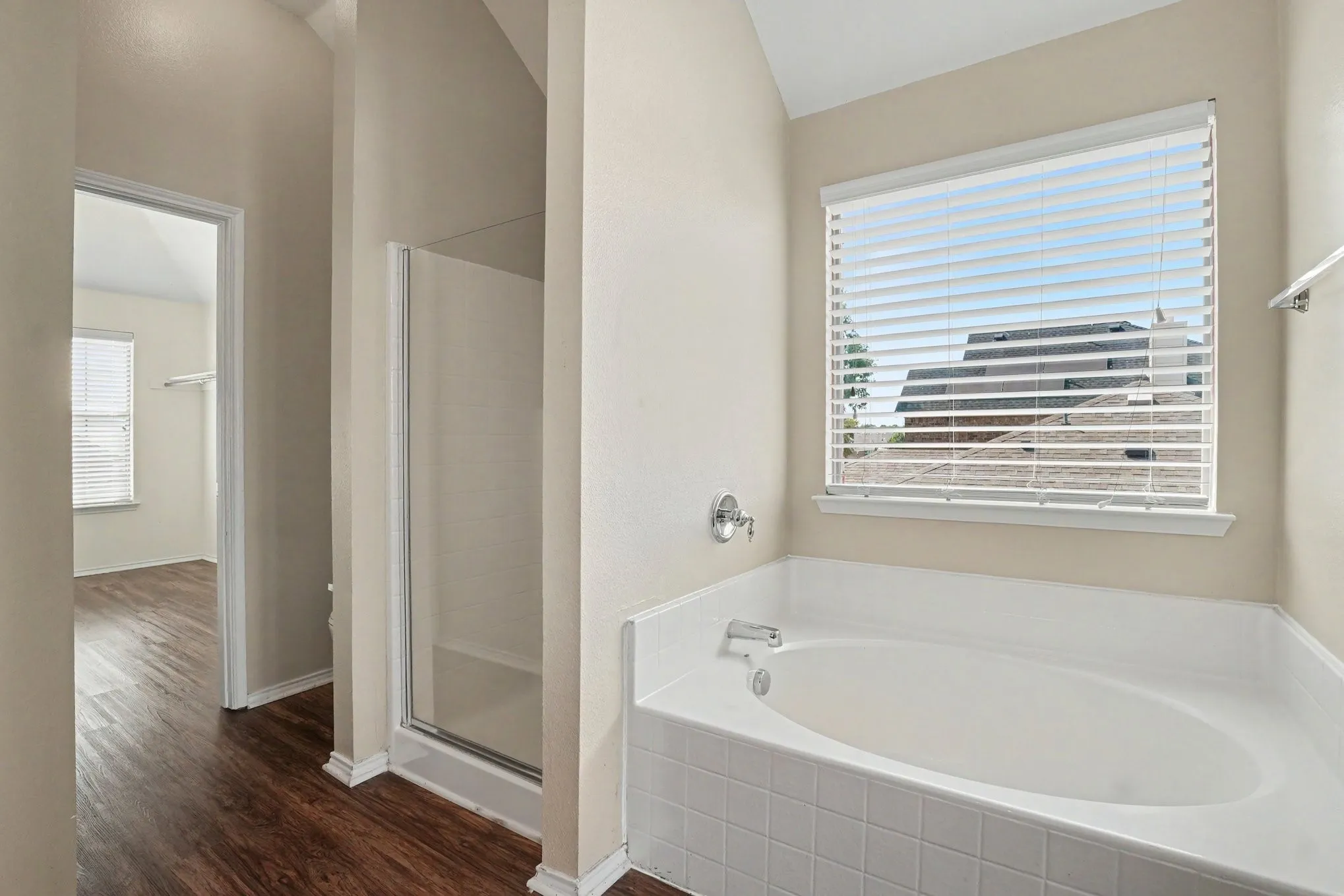 Single Family Residence For Sale in Collin County , 125 Prairie View Drive, Princeton, Texas 75407, 4 Bedroom, 3 Bathroom, 2 Garage spaces, 2,621 Sqft, built in 2005, mls#21365901, Real Estate Agent in Princeton, Homes For Sale in Collin county, Homes For Sale in Princeton, Realtor in Princeton Texas, Real Estate Brokerage Independent Realty Texas, Luminita Cordes Realtor