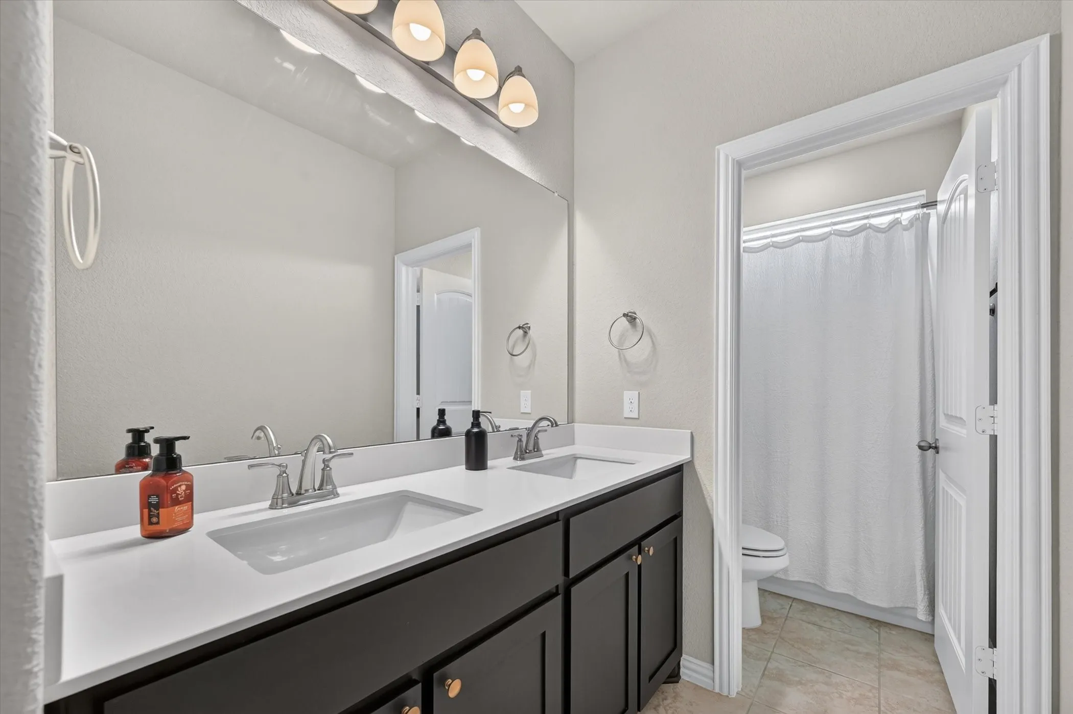Single Family Residence For Sale in Denton County , 13416 Sage Meadow Circle, Sanger, Texas 76266, 4 Bedroom, 3 Bathroom, 5 Garage spaces, 2,496 Sqft, built in 2022, mls#21367353, Real Estate Agent in Sanger, Homes For Sale in Denton county, Homes For Sale in Sanger, Realtor in Sanger Texas, Real Estate Brokerage Independent Realty Texas, Luminita Cordes Realtor