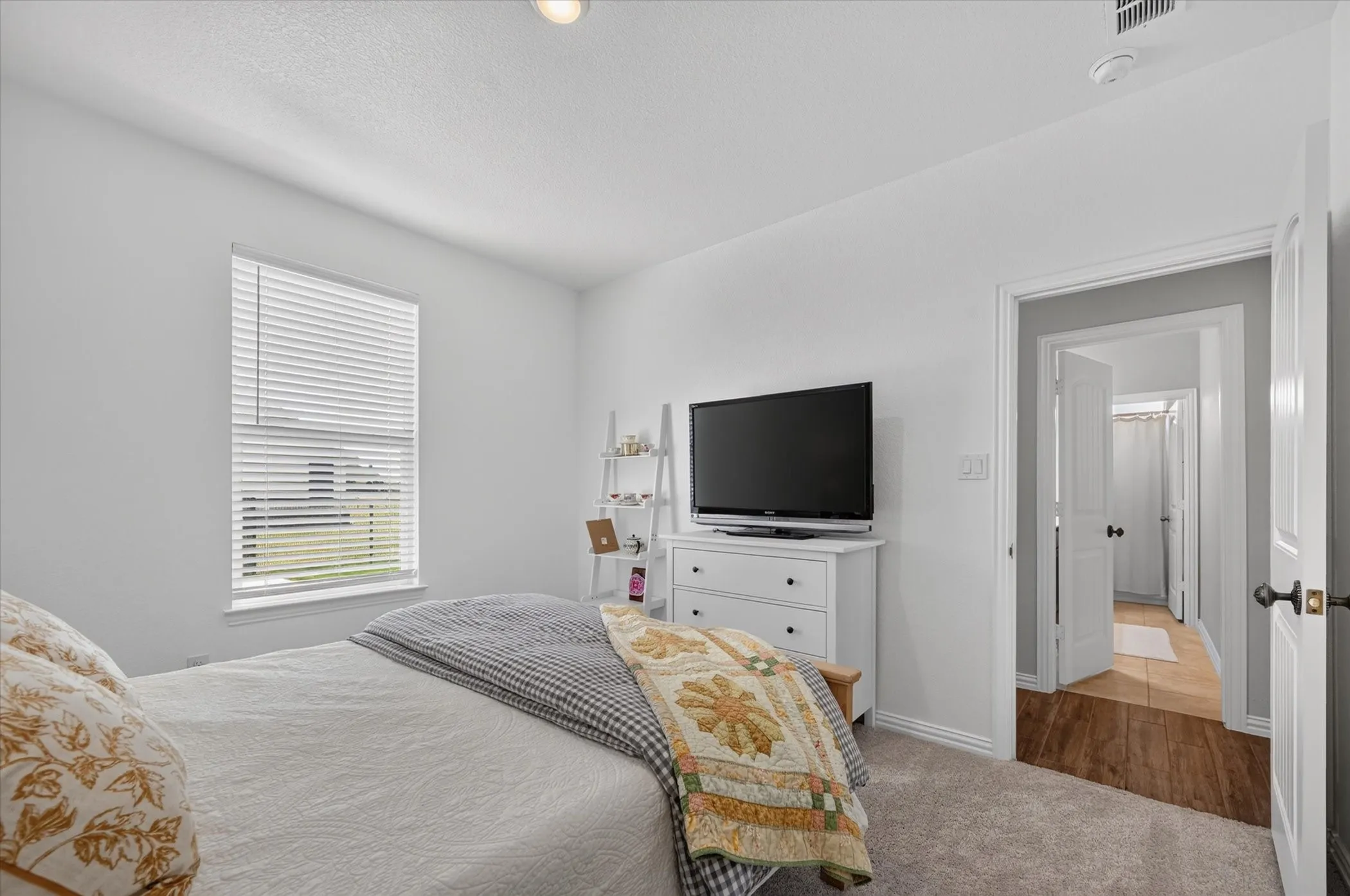 Single Family Residence For Sale in Denton County , 13416 Sage Meadow Circle, Sanger, Texas 76266, 4 Bedroom, 3 Bathroom, 5 Garage spaces, 2,496 Sqft, built in 2022, mls#21367353, Real Estate Agent in Sanger, Homes For Sale in Denton county, Homes For Sale in Sanger, Realtor in Sanger Texas, Real Estate Brokerage Independent Realty Texas, Luminita Cordes Realtor