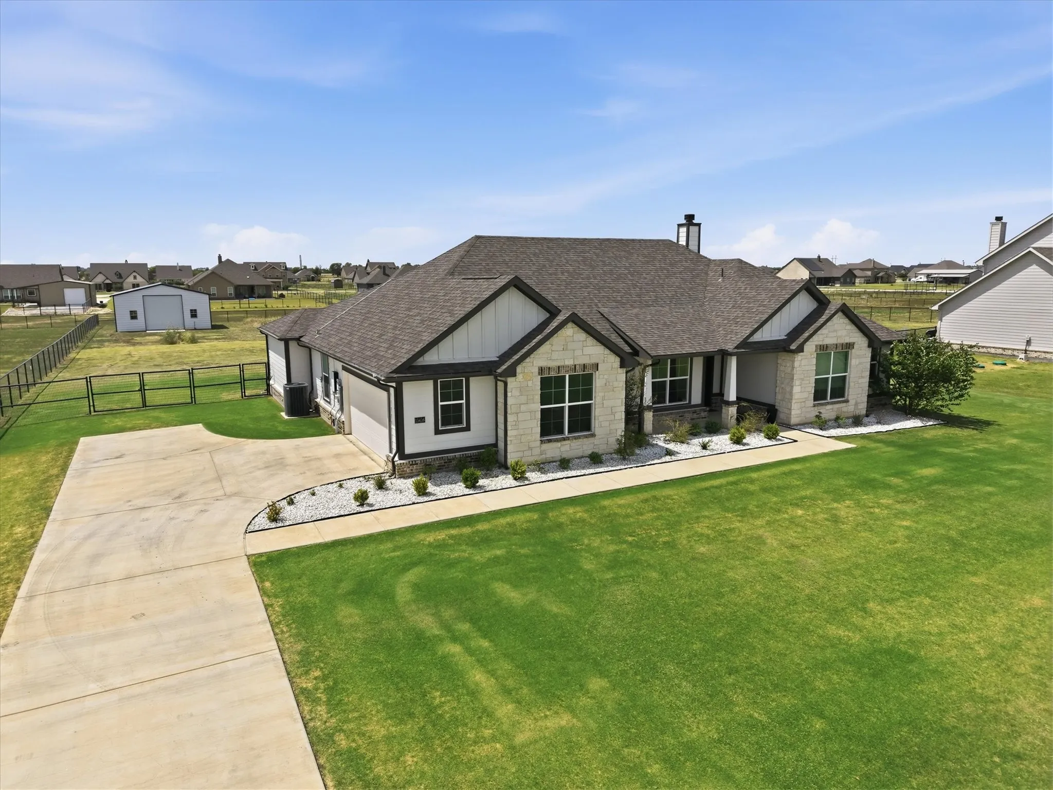 Single Family Residence For Sale in Denton County , 13416 Sage Meadow Circle, Sanger, Texas 76266, 4 Bedroom, 3 Bathroom, 5 Garage spaces, 2,496 Sqft, built in 2022, mls#21367353, Real Estate Agent in Sanger, Homes For Sale in Denton county, Homes For Sale in Sanger, Realtor in Sanger Texas, Real Estate Brokerage Independent Realty Texas, Luminita Cordes Realtor