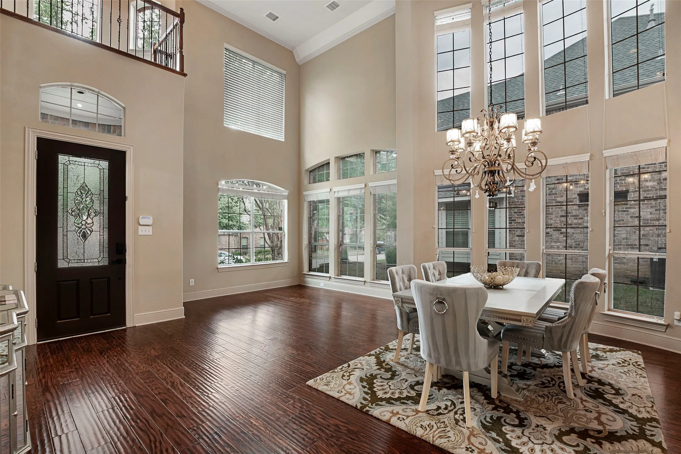 Single Family Residence For Sale in Denton County , 1658 Coldstone Drive, Frisco, Texas 75034, 6 Bedroom, 4 Bathroom, 3 Garage spaces, 4,173 Sqft, built in 2006, mls#21369567, Real Estate Agent in Frisco, Homes For Sale in Denton county, Homes For Sale in Frisco, Realtor in Frisco Texas, Real Estate Brokerage Independent Realty Texas, Luminita Cordes Realtor