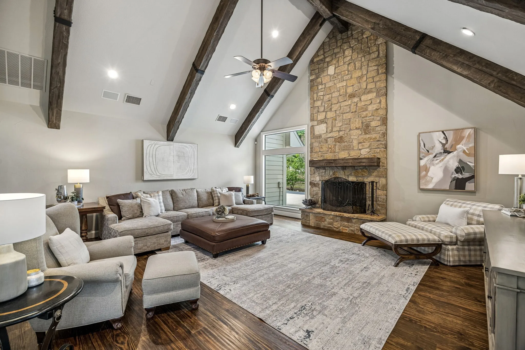 Single Family Residence For Sale in Denton County , 111 Stonecrest Road, Argyle, Texas 76226, 5 Bedroom, 7 Bathroom, 3 Garage spaces, 5,135 Sqft, built in 1994, mls#21369596, Real Estate Agent in Argyle, Homes For Sale in Denton county, Homes For Sale in Argyle, Realtor in Argyle Texas, Real Estate Brokerage Independent Realty Texas, Luminita Cordes Realtor