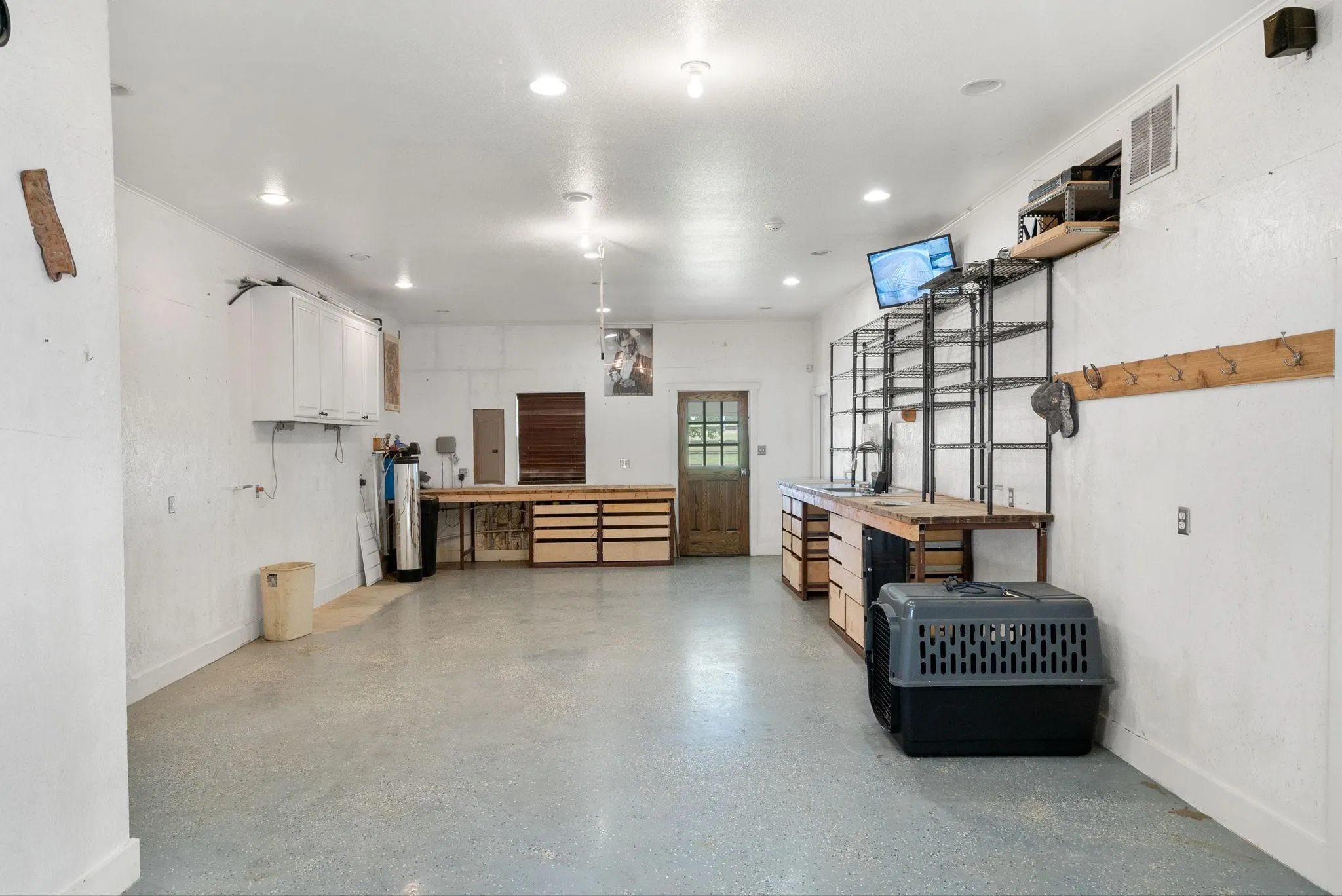 Farm For Rent in Wise County , 265 CR 2510, Decatur, Texas 76234, 4 Bedroom, 3 Bathroom, 4 Garage spaces, 1,920 Sqft, built in 2015, mls#21369618, Real Estate Agent in Decatur, Homes For Rent in Wise county, Homes For Rent in Decatur, Realtor in Decatur Texas, Real Estate Brokerage Independent Realty Texas, Luminita Cordes Realtor