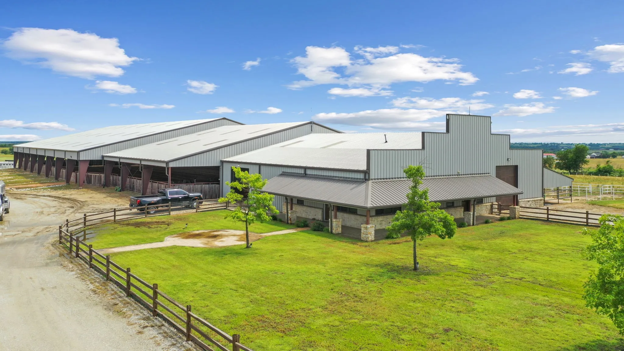 Farm For Rent in Wise County , 265 CR 2510, Decatur, Texas 76234, 4 Bedroom, 3 Bathroom, 4 Garage spaces, 1,920 Sqft, built in 2015, mls#21369618, Real Estate Agent in Decatur, Homes For Rent in Wise county, Homes For Rent in Decatur, Realtor in Decatur Texas, Real Estate Brokerage Independent Realty Texas, Luminita Cordes Realtor