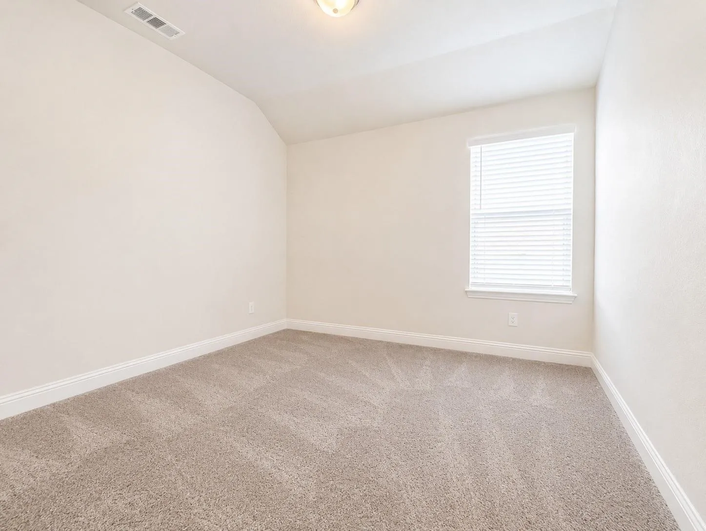 Single Family Residence For Sale in Collin County , 1212 Castiglione Lane, Anna, Texas 75409, 4 Bedroom, 2 Bathroom, 2 Garage spaces, 1,986 Sqft, built in 2024, mls#21369620, Real Estate Agent in Anna, Homes For Sale in Collin county, Homes For Sale in Anna, Realtor in Anna Texas, Real Estate Brokerage Independent Realty Texas, Luminita Cordes Realtor