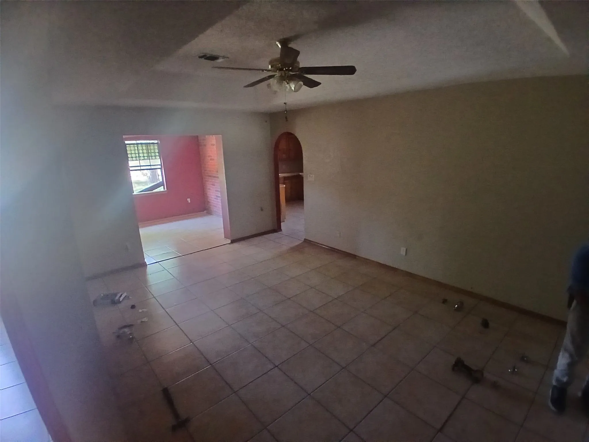 Single Family Residence For Sale in Cameron (TX) County , 310 W 10th Street, Los Fresnos, Texas 78566, 3 Bedroom, 2 Bathroom, 2 Garage spaces, 1,348 Sqft, built in 1995, mls#21369619, Real Estate Agent in Los Fresnos, Homes For Sale in Cameron (TX) county, Homes For Sale in Los Fresnos, Realtor in Los Fresnos Texas, Real Estate Brokerage Independent Realty Texas, Luminita Cordes Realtor