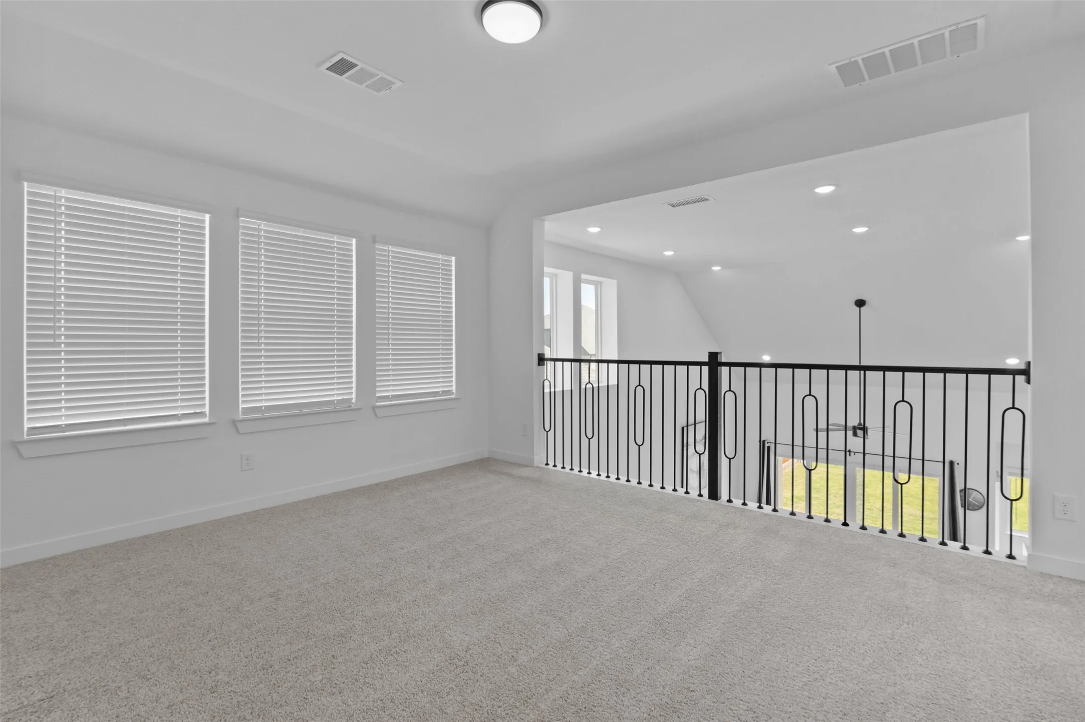 Single Family Residence For Sale in Denton County , 2448 Halter Drive, Aubrey, Texas 76227, 4 Bedroom, 4 Bathroom, 2 Garage spaces, 2,895 Sqft, built in 2024, mls#21369168, Real Estate Agent in Aubrey, Homes For Sale in Denton county, Homes For Sale in Aubrey, Realtor in Aubrey Texas, Real Estate Brokerage Independent Realty Texas, Luminita Cordes Realtor