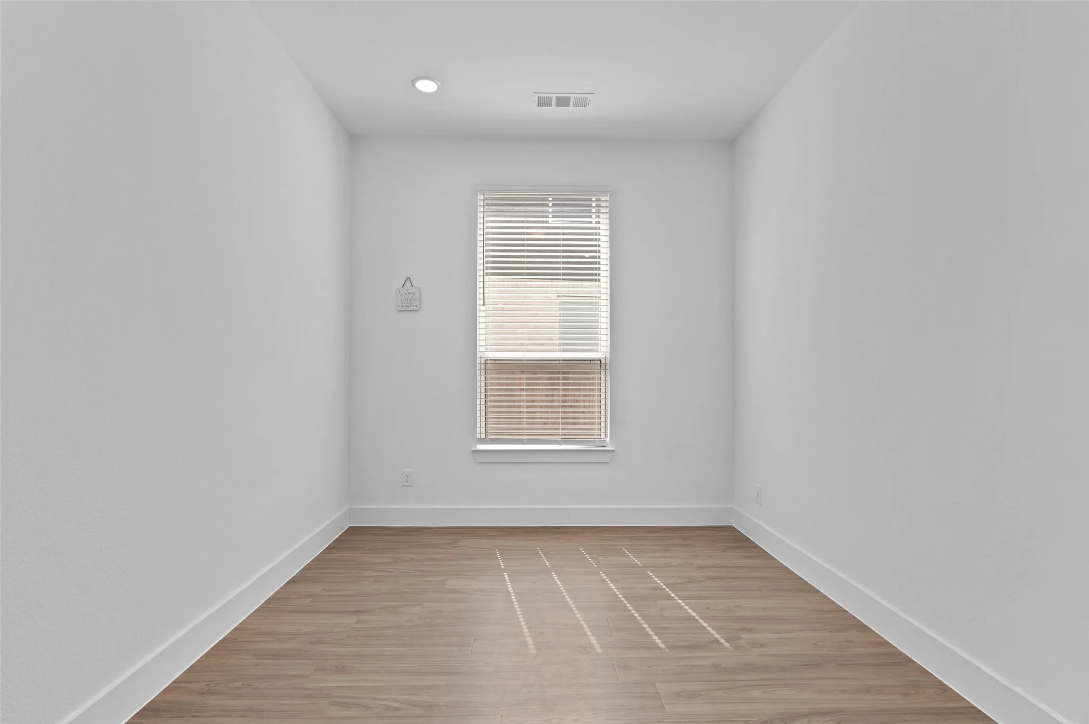 Single Family Residence For Sale in Denton County , 2448 Halter Drive, Aubrey, Texas 76227, 4 Bedroom, 4 Bathroom, 2 Garage spaces, 2,895 Sqft, built in 2024, mls#21369168, Real Estate Agent in Aubrey, Homes For Sale in Denton county, Homes For Sale in Aubrey, Realtor in Aubrey Texas, Real Estate Brokerage Independent Realty Texas, Luminita Cordes Realtor