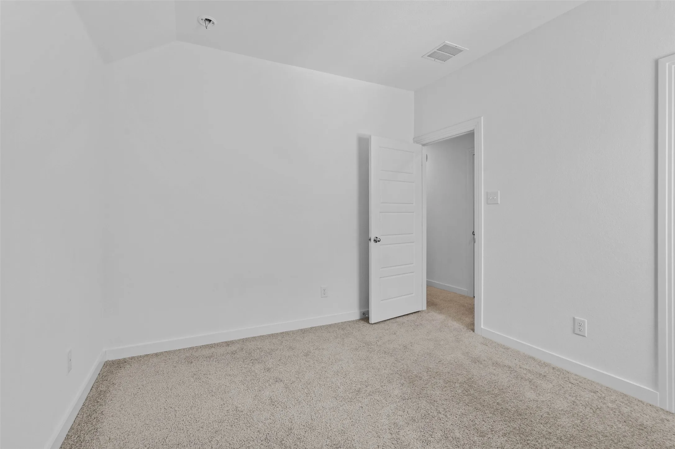 Single Family Residence For Sale in Denton County , 2448 Halter Drive, Aubrey, Texas 76227, 4 Bedroom, 4 Bathroom, 2 Garage spaces, 2,895 Sqft, built in 2024, mls#21369168, Real Estate Agent in Aubrey, Homes For Sale in Denton county, Homes For Sale in Aubrey, Realtor in Aubrey Texas, Real Estate Brokerage Independent Realty Texas, Luminita Cordes Realtor