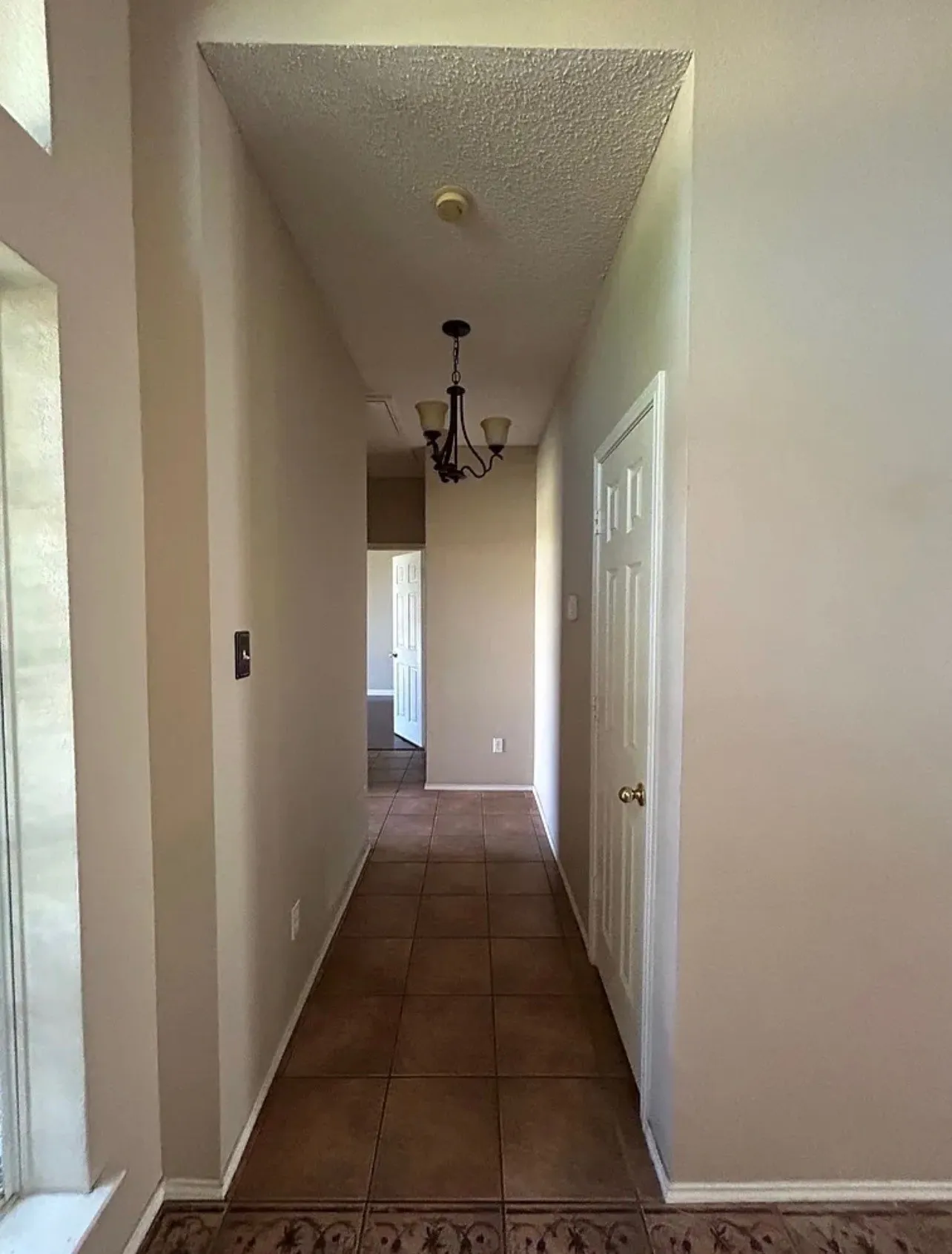 Single Family Residence For Rent in Denton County , 1606 Waterford Drive, Lewisville, Texas 75077, 3 Bedroom, 2 Bathroom, 2 Garage spaces, 1,965 Sqft, built in 1991, mls#21369633, Real Estate Agent in Lewisville, Homes For Rent in Denton county, Homes For Rent in Lewisville, Realtor in Lewisville Texas, Real Estate Brokerage Independent Realty Texas, Luminita Cordes Realtor