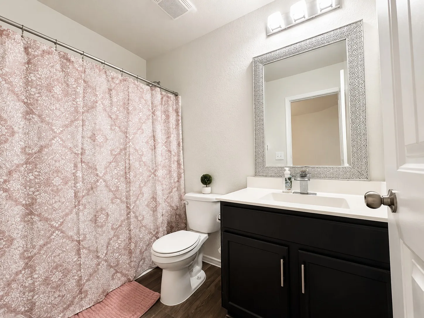 Single Family Residence For Sale in Travis County , 15304 Harkness Pass, Austin, Texas 78725, 4 Bedroom, 2 Bathroom, 2 Garage spaces, 2,029 Sqft, built in 2019, mls#21368546, Real Estate Agent in Austin, Homes For Sale in Travis county, Homes For Sale in Austin, Realtor in Austin Texas, Real Estate Brokerage Independent Realty Texas, Luminita Cordes Realtor