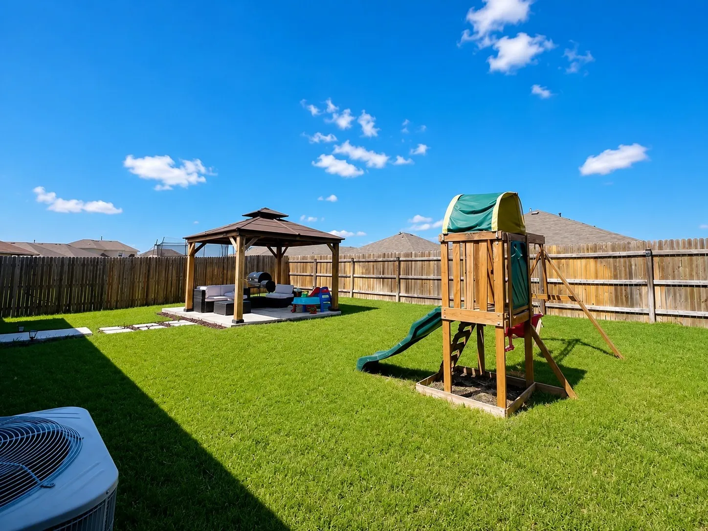 Single Family Residence For Sale in Travis County , 15304 Harkness Pass, Austin, Texas 78725, 4 Bedroom, 2 Bathroom, 2 Garage spaces, 2,029 Sqft, built in 2019, mls#21368546, Real Estate Agent in Austin, Homes For Sale in Travis county, Homes For Sale in Austin, Realtor in Austin Texas, Real Estate Brokerage Independent Realty Texas, Luminita Cordes Realtor