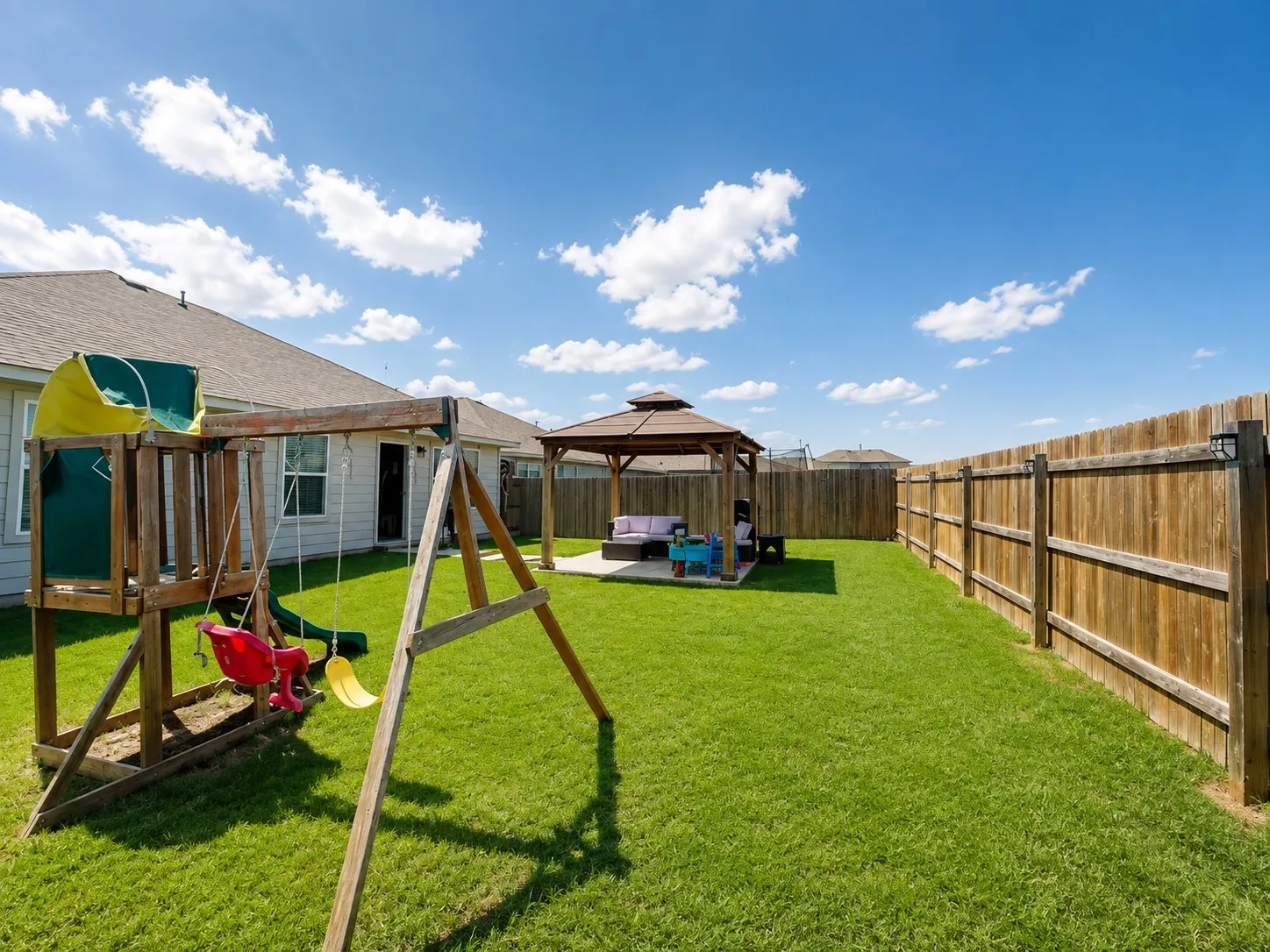Single Family Residence For Sale in Travis County , 15304 Harkness Pass, Austin, Texas 78725, 4 Bedroom, 2 Bathroom, 2 Garage spaces, 2,029 Sqft, built in 2019, mls#21368546, Real Estate Agent in Austin, Homes For Sale in Travis county, Homes For Sale in Austin, Realtor in Austin Texas, Real Estate Brokerage Independent Realty Texas, Luminita Cordes Realtor
