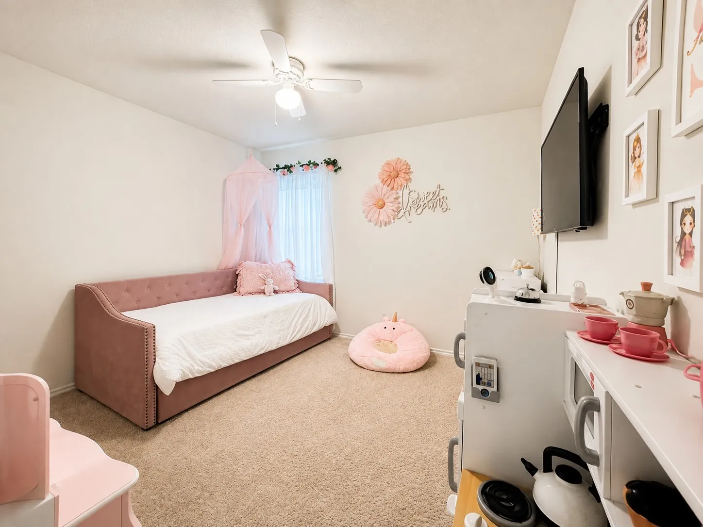 Single Family Residence For Sale in Travis County , 15304 Harkness Pass, Austin, Texas 78725, 4 Bedroom, 2 Bathroom, 2 Garage spaces, 2,029 Sqft, built in 2019, mls#21368546, Real Estate Agent in Austin, Homes For Sale in Travis county, Homes For Sale in Austin, Realtor in Austin Texas, Real Estate Brokerage Independent Realty Texas, Luminita Cordes Realtor