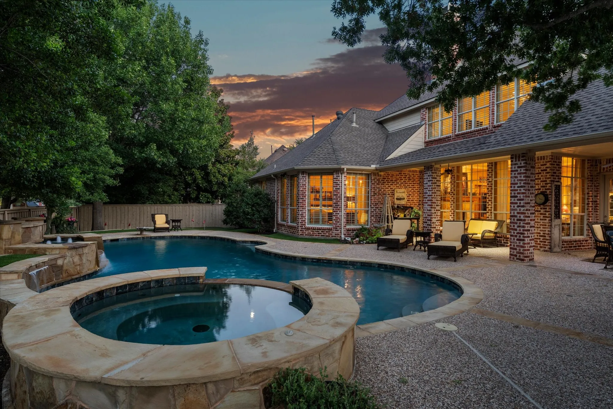 Single Family Residence For Sale in Collin County , 6808 Echo Canyon Drive, Mc Kinney, Texas 75072, 4 Bedroom, 4 Bathroom, 3 Garage spaces, 4,513 Sqft, built in 2004, mls#21369647, Real Estate Agent in Mc Kinney, Homes For Sale in Collin county, Homes For Sale in Mc Kinney, Realtor in Mc Kinney Texas, Real Estate Brokerage Independent Realty Texas, Luminita Cordes Realtor