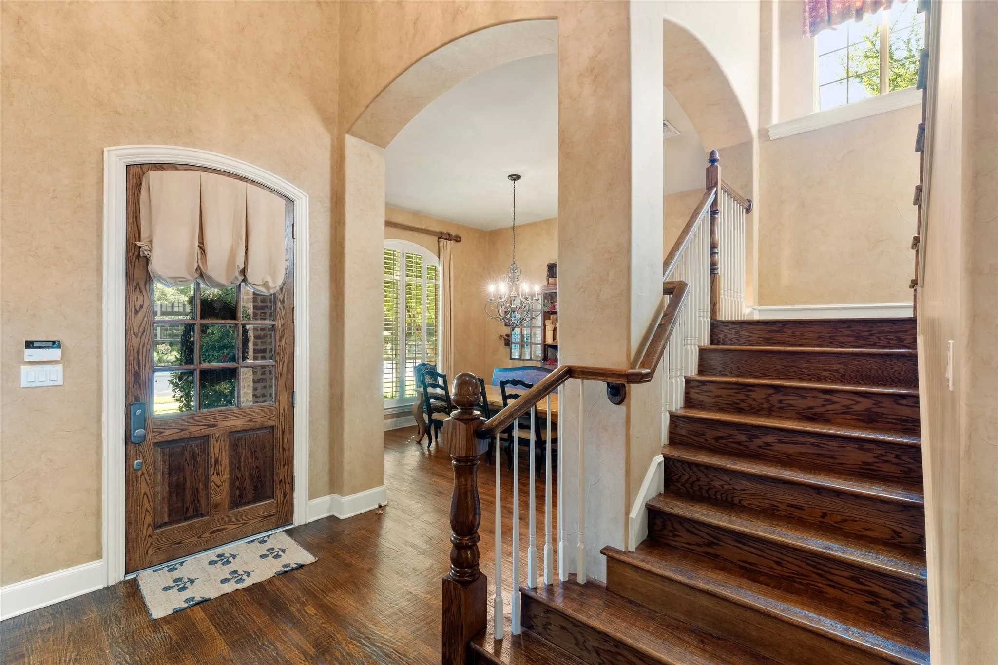 Single Family Residence For Sale in Collin County , 6808 Echo Canyon Drive, Mc Kinney, Texas 75072, 4 Bedroom, 4 Bathroom, 3 Garage spaces, 4,513 Sqft, built in 2004, mls#21369647, Real Estate Agent in Mc Kinney, Homes For Sale in Collin county, Homes For Sale in Mc Kinney, Realtor in Mc Kinney Texas, Real Estate Brokerage Independent Realty Texas, Luminita Cordes Realtor