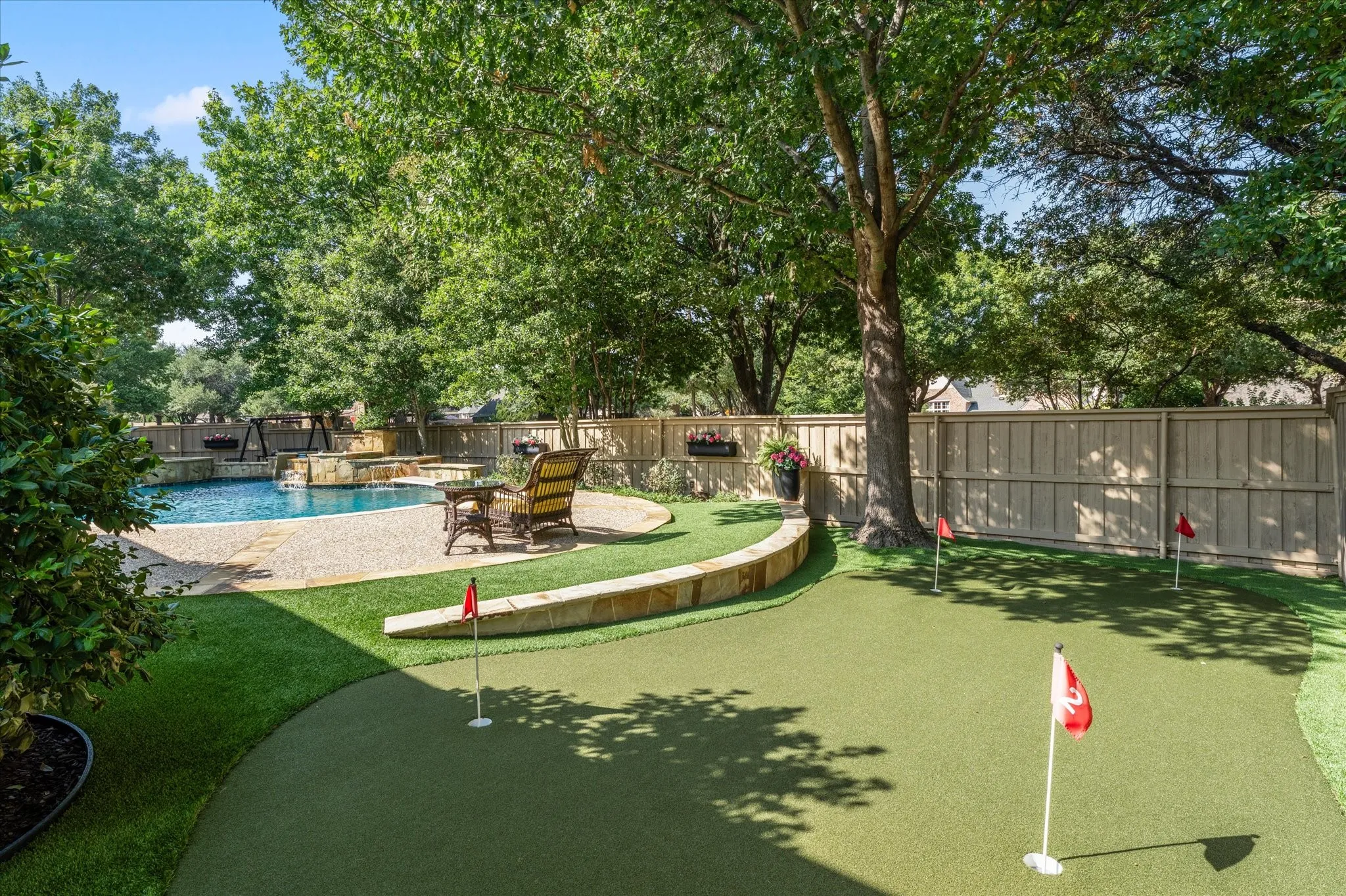 Single Family Residence For Sale in Collin County , 6808 Echo Canyon Drive, Mc Kinney, Texas 75072, 4 Bedroom, 4 Bathroom, 3 Garage spaces, 4,513 Sqft, built in 2004, mls#21369647, Real Estate Agent in Mc Kinney, Homes For Sale in Collin county, Homes For Sale in Mc Kinney, Realtor in Mc Kinney Texas, Real Estate Brokerage Independent Realty Texas, Luminita Cordes Realtor