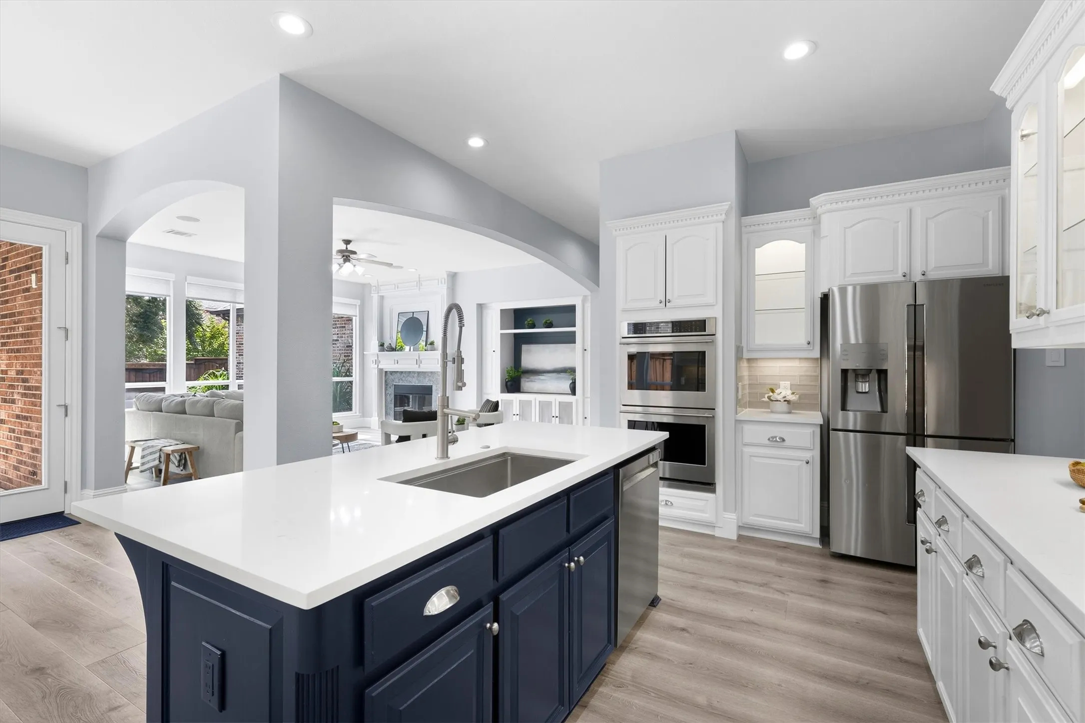 Single Family Residence For Sale in Collin County , 15385 Mountain View Lane, Frisco, Texas 75035, 4 Bedroom, 4 Bathroom, 3 Garage spaces, 3,718 Sqft, built in 2001, mls#21367825, Real Estate Agent in Frisco, Homes For Sale in Collin county, Homes For Sale in Frisco, Realtor in Frisco Texas, Real Estate Brokerage Independent Realty Texas, Luminita Cordes Realtor