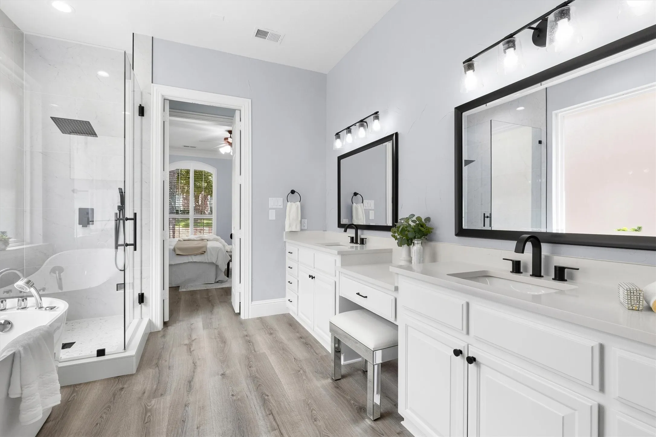Single Family Residence For Sale in Collin County , 15385 Mountain View Lane, Frisco, Texas 75035, 4 Bedroom, 4 Bathroom, 3 Garage spaces, 3,718 Sqft, built in 2001, mls#21367825, Real Estate Agent in Frisco, Homes For Sale in Collin county, Homes For Sale in Frisco, Realtor in Frisco Texas, Real Estate Brokerage Independent Realty Texas, Luminita Cordes Realtor