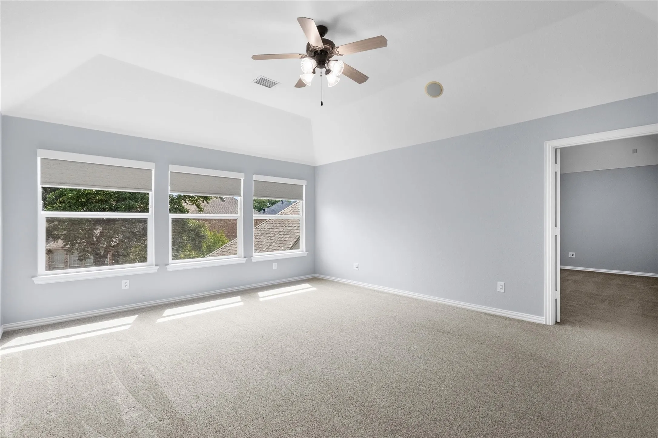 Single Family Residence For Sale in Collin County , 15385 Mountain View Lane, Frisco, Texas 75035, 4 Bedroom, 4 Bathroom, 3 Garage spaces, 3,718 Sqft, built in 2001, mls#21367825, Real Estate Agent in Frisco, Homes For Sale in Collin county, Homes For Sale in Frisco, Realtor in Frisco Texas, Real Estate Brokerage Independent Realty Texas, Luminita Cordes Realtor