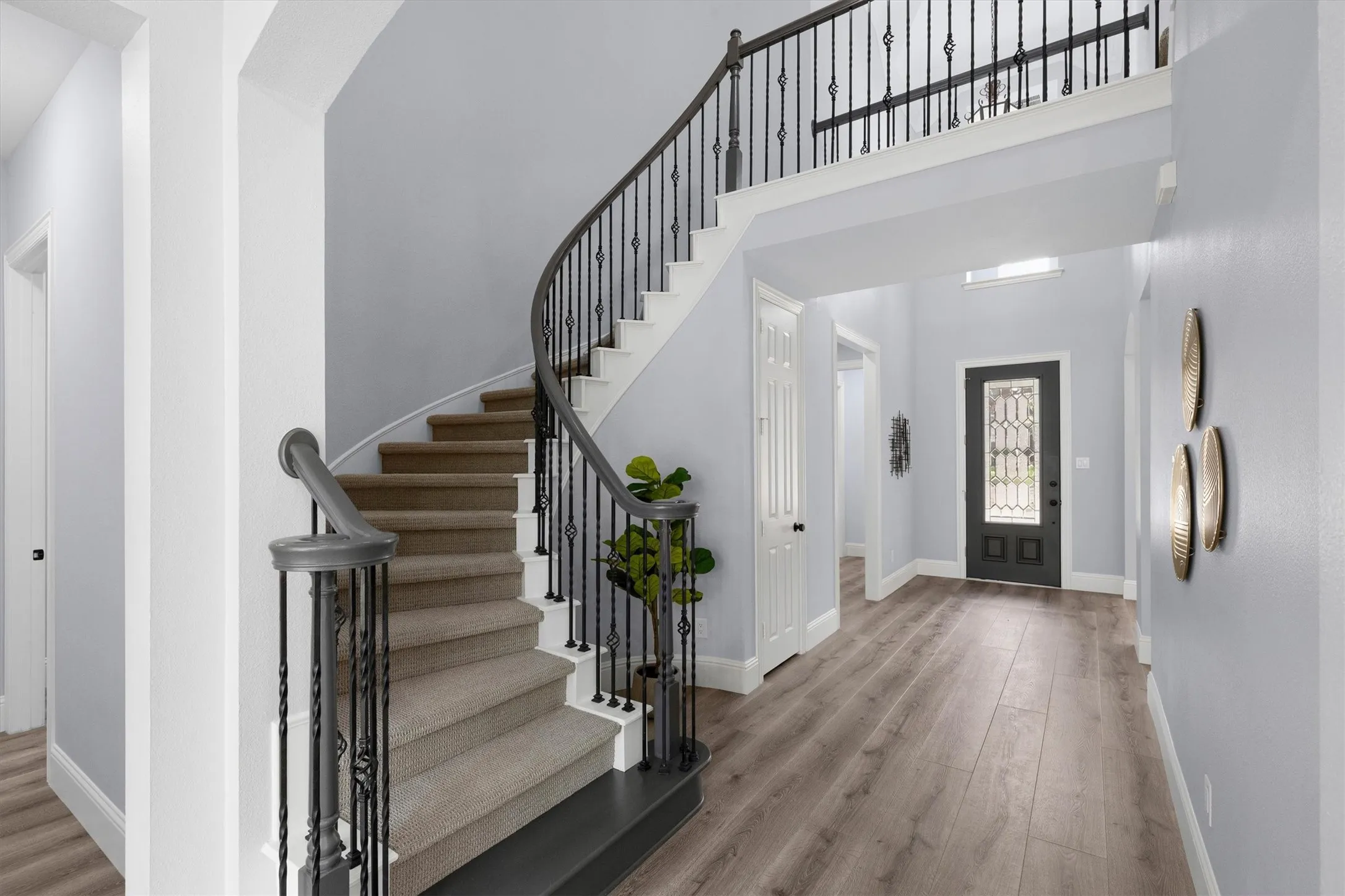Single Family Residence For Sale in Collin County , 15385 Mountain View Lane, Frisco, Texas 75035, 4 Bedroom, 4 Bathroom, 3 Garage spaces, 3,718 Sqft, built in 2001, mls#21367825, Real Estate Agent in Frisco, Homes For Sale in Collin county, Homes For Sale in Frisco, Realtor in Frisco Texas, Real Estate Brokerage Independent Realty Texas, Luminita Cordes Realtor