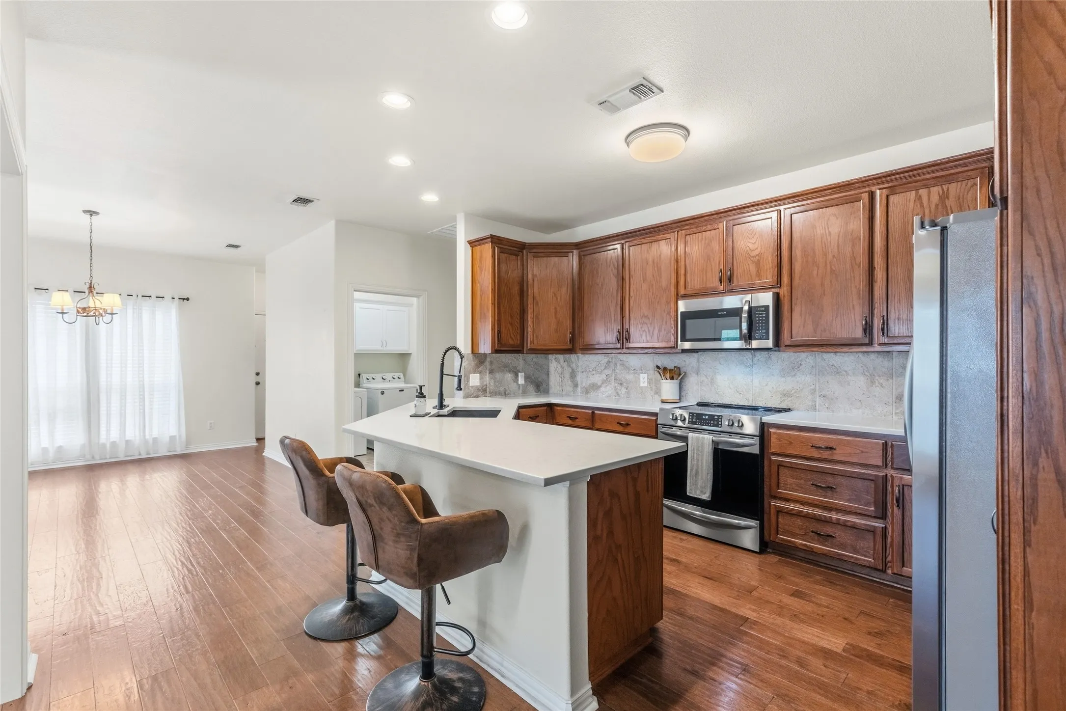 2023 Appliances and Quartz Counterops