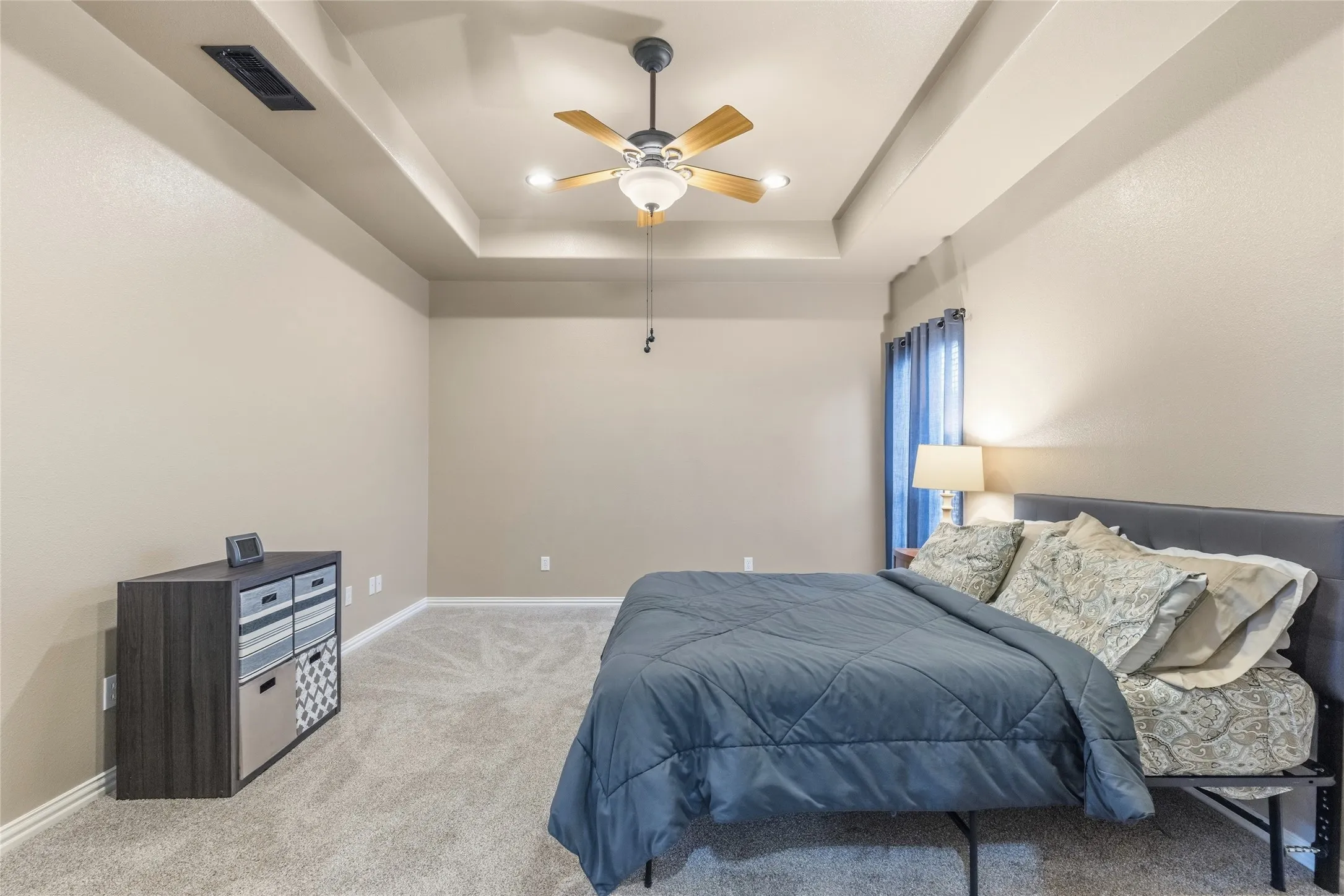 Single Family Residence For Sale in Hunt County , 1308 Madeline Street, Commerce, Texas 75428, 3 Bedroom, 2 Bathroom, 2 Garage spaces, 2,032 Sqft, built in 2006, mls#21367627, Real Estate Agent in Commerce, Homes For Sale in Hunt county, Homes For Sale in Commerce, Realtor in Commerce Texas, Real Estate Brokerage Independent Realty Texas, Luminita Cordes Realtor