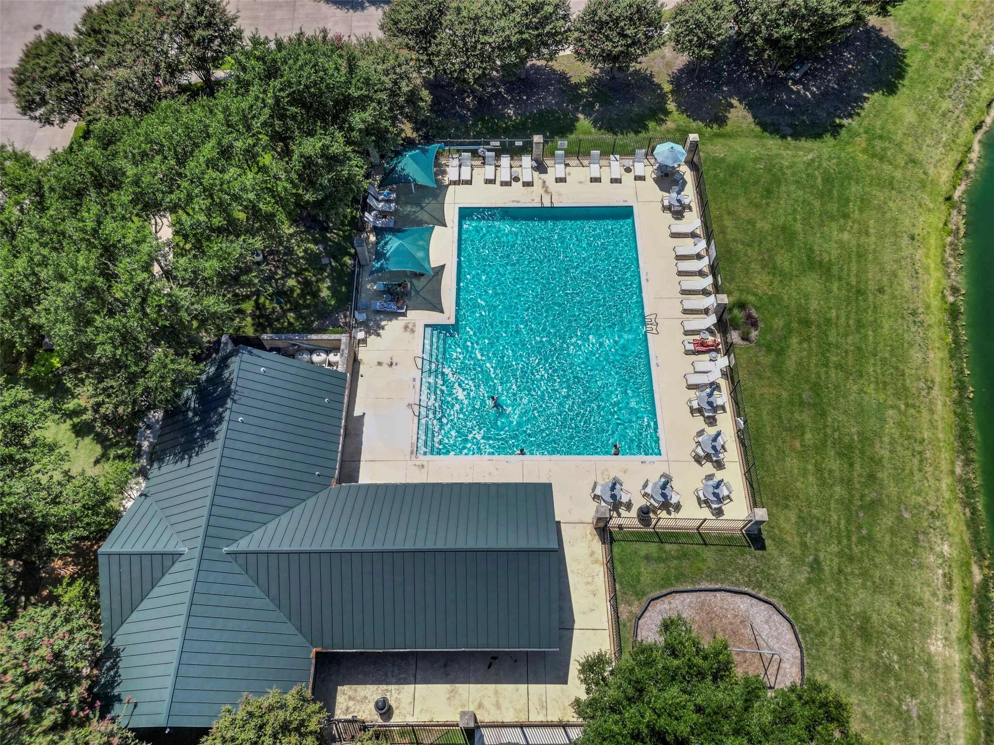 Single Family Residence For Sale in Collin County , 1532 Lynn Drive, Wylie, Texas 75098, 3 Bedroom, 2 Bathroom, 2 Garage spaces, 2,264 Sqft, built in 2006, mls#21369652, Real Estate Agent in Wylie, Homes For Sale in Collin county, Homes For Sale in Wylie, Realtor in Wylie Texas, Real Estate Brokerage Independent Realty Texas, Luminita Cordes Realtor