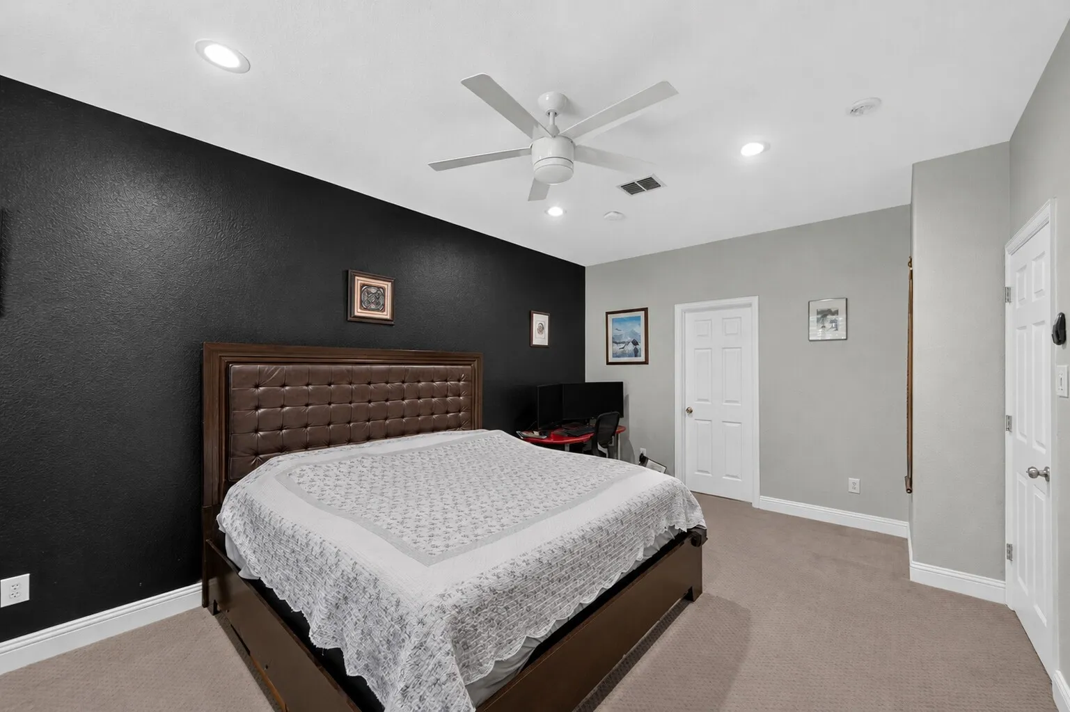 Single Family Residence For Sale in Collin County , 1532 Lynn Drive, Wylie, Texas 75098, 3 Bedroom, 2 Bathroom, 2 Garage spaces, 2,264 Sqft, built in 2006, mls#21369652, Real Estate Agent in Wylie, Homes For Sale in Collin county, Homes For Sale in Wylie, Realtor in Wylie Texas, Real Estate Brokerage Independent Realty Texas, Luminita Cordes Realtor