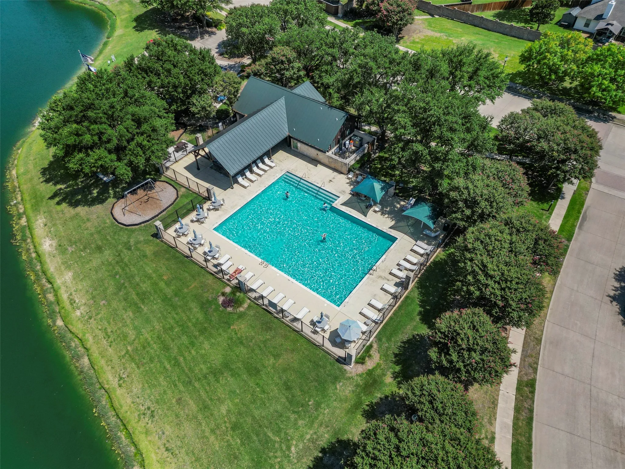 Single Family Residence For Sale in Collin County , 1532 Lynn Drive, Wylie, Texas 75098, 3 Bedroom, 2 Bathroom, 2 Garage spaces, 2,264 Sqft, built in 2006, mls#21369652, Real Estate Agent in Wylie, Homes For Sale in Collin county, Homes For Sale in Wylie, Realtor in Wylie Texas, Real Estate Brokerage Independent Realty Texas, Luminita Cordes Realtor