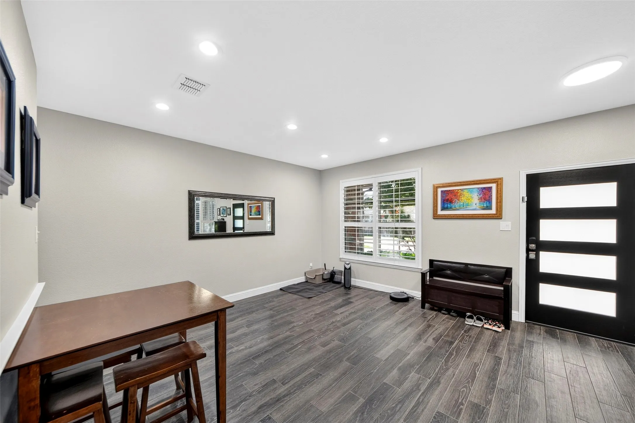 Single Family Residence For Sale in Collin County , 1532 Lynn Drive, Wylie, Texas 75098, 3 Bedroom, 2 Bathroom, 2 Garage spaces, 2,264 Sqft, built in 2006, mls#21369652, Real Estate Agent in Wylie, Homes For Sale in Collin county, Homes For Sale in Wylie, Realtor in Wylie Texas, Real Estate Brokerage Independent Realty Texas, Luminita Cordes Realtor
