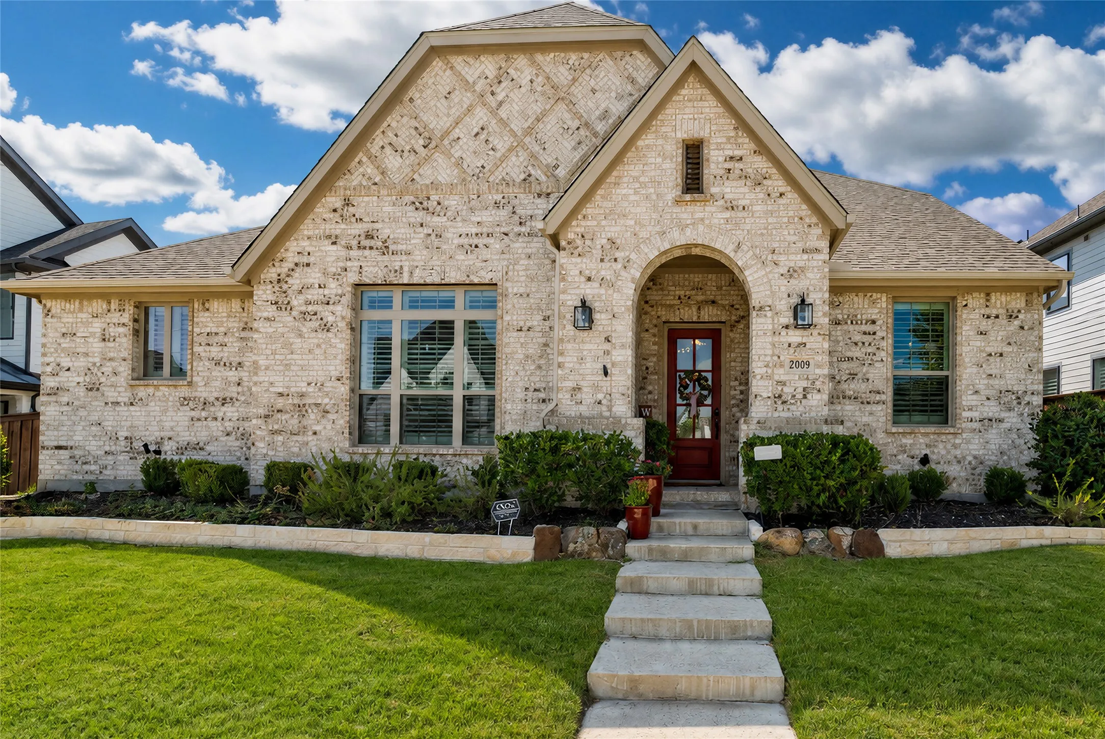 Single Family Residence For Sale in Parker County , 2009 Prairie Holly Lane, Fort Worth, Texas 76008, 3 Bedroom, 5 Bathroom, 2 Garage spaces, 3,952 Sqft, built in 2020, mls#21362980, Real Estate Agent in Fort Worth, Homes For Sale in Parker county, Homes For Sale in Fort Worth, Realtor in Fort Worth Texas, Real Estate Brokerage Independent Realty Texas, Luminita Cordes Realtor
