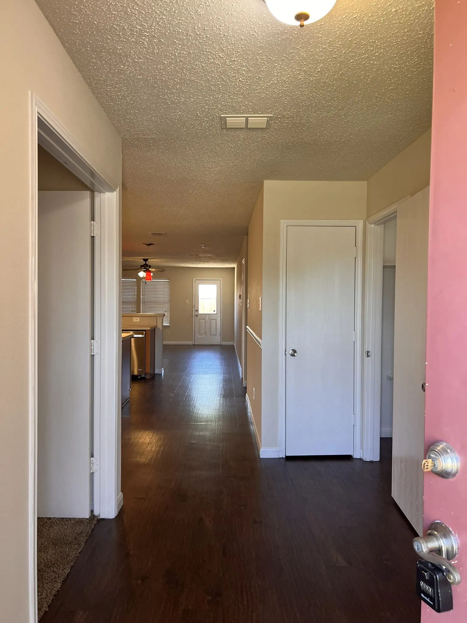 Single Family Residence For Rent in Kaufman County , 1017 Alexandria Drive, Forney, Texas 75126, 4 Bedroom, 2 Bathroom, 2 Garage spaces, 1,758 Sqft, built in 2002, mls#21360702, Real Estate Agent in Forney, Homes For Rent in Kaufman county, Homes For Rent in Forney, Realtor in Forney Texas, Real Estate Brokerage Independent Realty Texas, Luminita Cordes Realtor