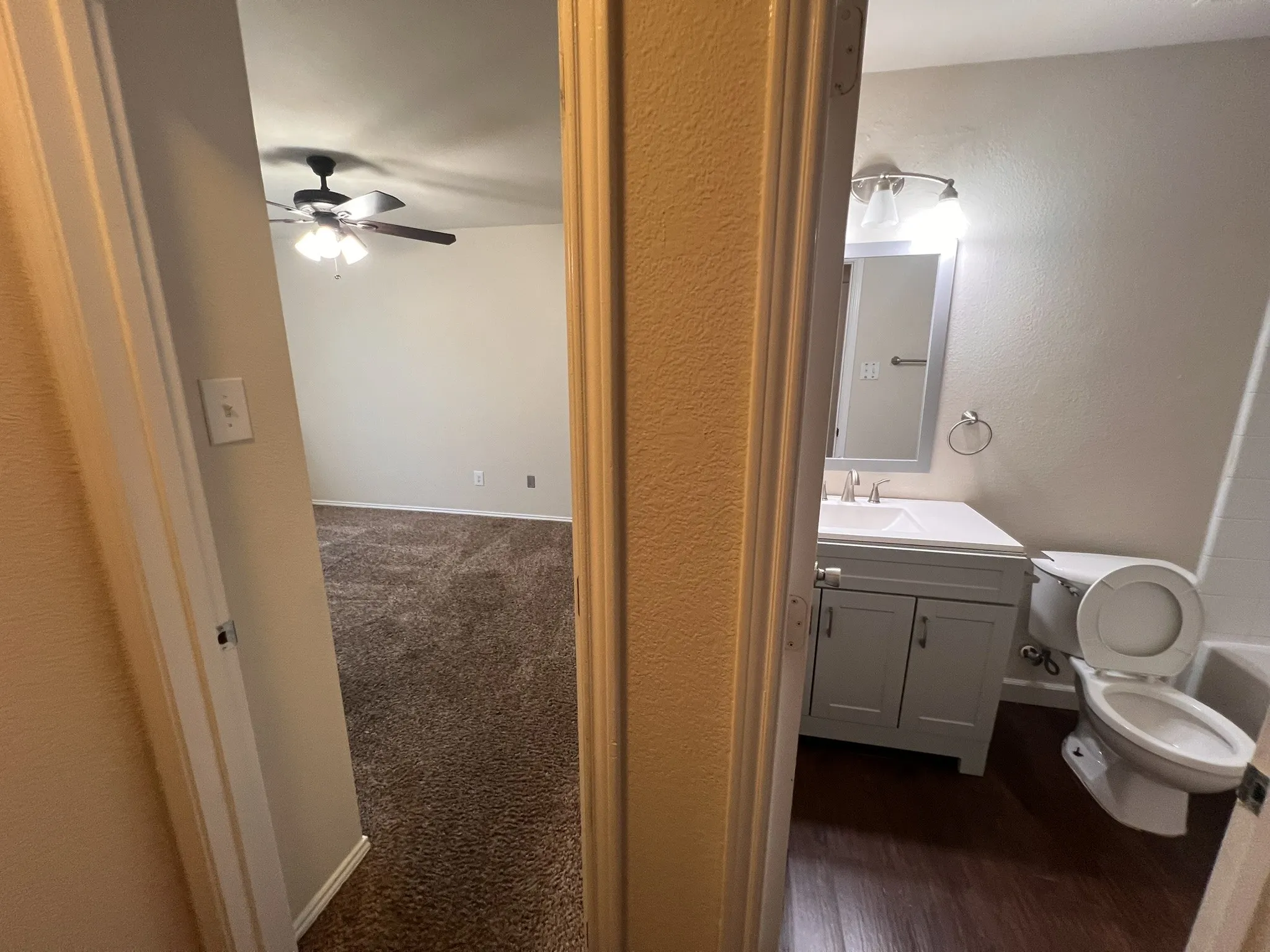 Single Family Residence For Rent in Kaufman County , 1017 Alexandria Drive, Forney, Texas 75126, 4 Bedroom, 2 Bathroom, 2 Garage spaces, 1,758 Sqft, built in 2002, mls#21360702, Real Estate Agent in Forney, Homes For Rent in Kaufman county, Homes For Rent in Forney, Realtor in Forney Texas, Real Estate Brokerage Independent Realty Texas, Luminita Cordes Realtor