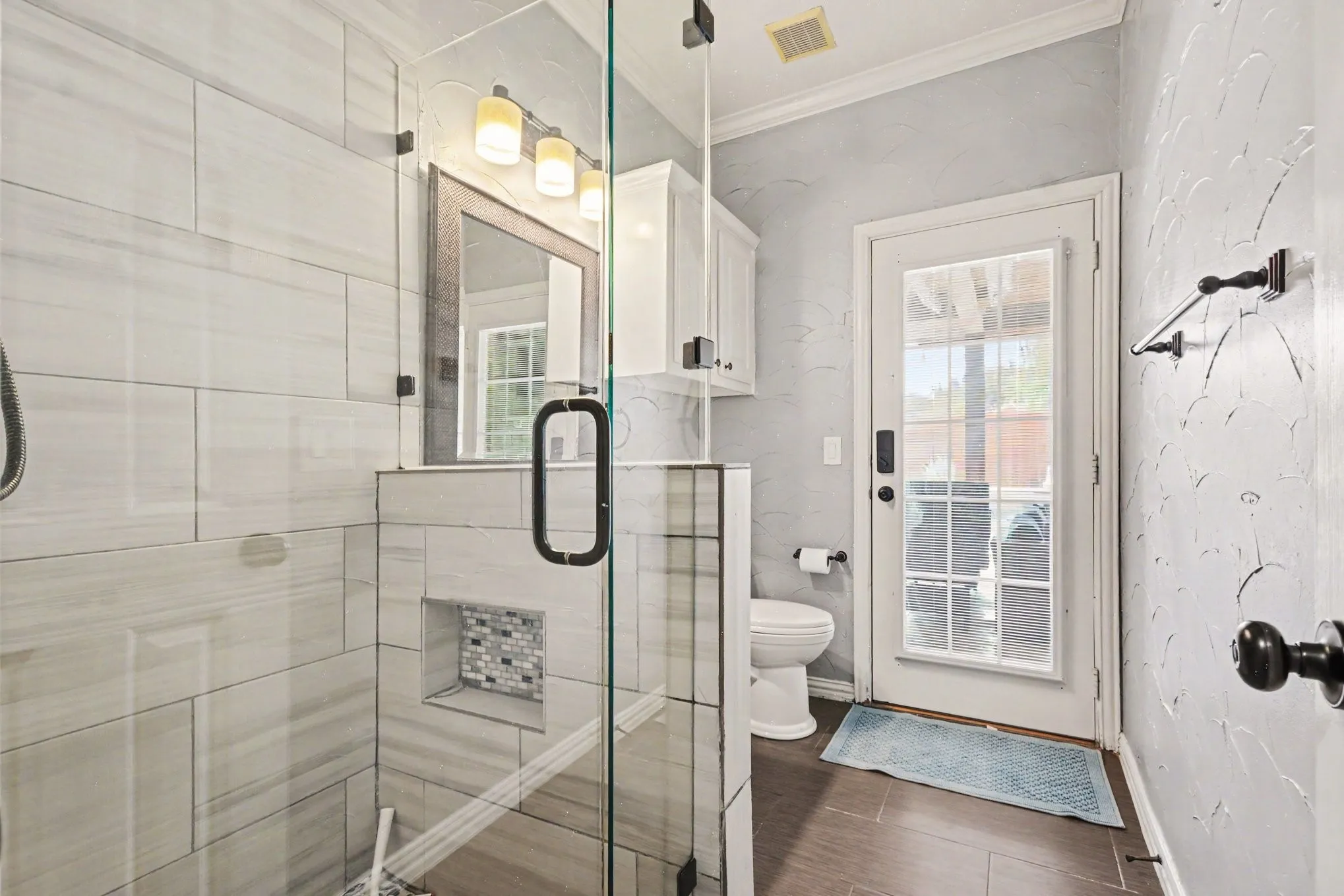 Hall Bath Room