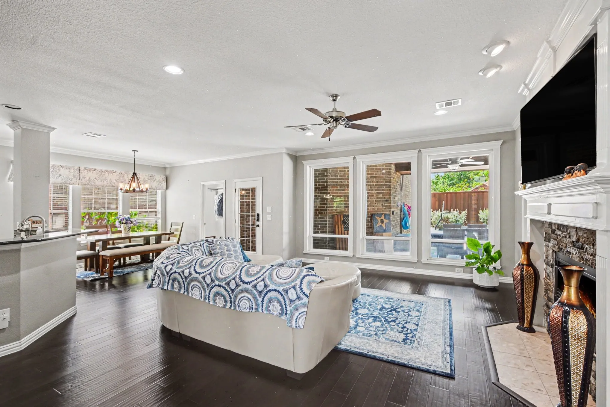 Single Family Residence For Sale in Dallas County , 417 Forest Ridge Drive, Coppell, Texas 75019, 5 Bedroom, 3 Bathroom, 2 Garage spaces, 3,767 Sqft, built in 2000, mls#21355936, Real Estate Agent in Coppell, Homes For Sale in Dallas county, Homes For Sale in Coppell, Realtor in Coppell Texas, Real Estate Brokerage Independent Realty Texas, Luminita Cordes Realtor