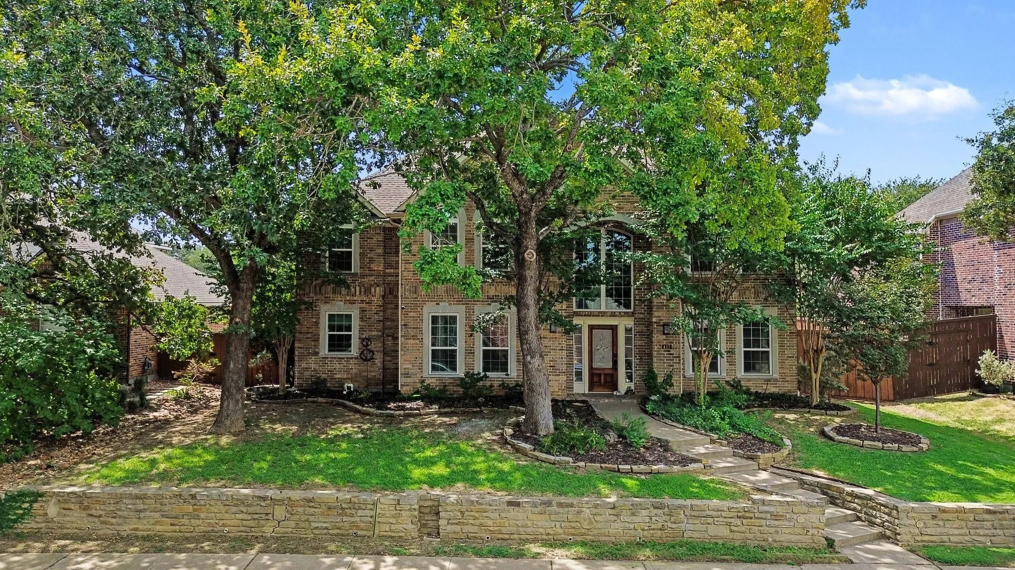 Single Family Residence For Sale in Dallas County , 417 Forest Ridge Drive, Coppell, Texas 75019, 5 Bedroom, 3 Bathroom, 2 Garage spaces, 3,767 Sqft, built in 2000, mls#21355936, Real Estate Agent in Coppell, Homes For Sale in Dallas county, Homes For Sale in Coppell, Realtor in Coppell Texas, Real Estate Brokerage Independent Realty Texas, Luminita Cordes Realtor