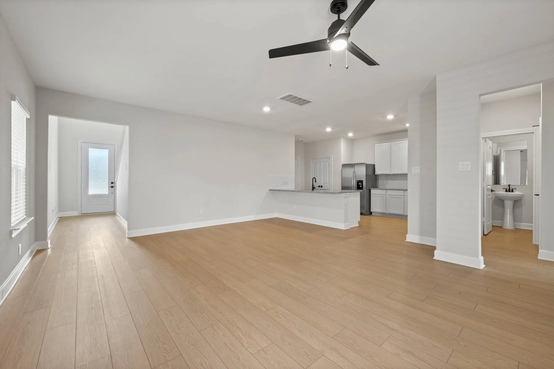 Single Family Residence For Rent in Collin County , 1217 Dye Boulevard, Princeton, Texas 75407, 5 Bedroom, 3 Bathroom, 2 Garage spaces, 2,523 Sqft, built in 2026, mls#21369676, Real Estate Agent in Princeton, Homes For Rent in Collin county, Homes For Rent in Princeton, Realtor in Princeton Texas, Real Estate Brokerage Independent Realty Texas, Luminita Cordes Realtor