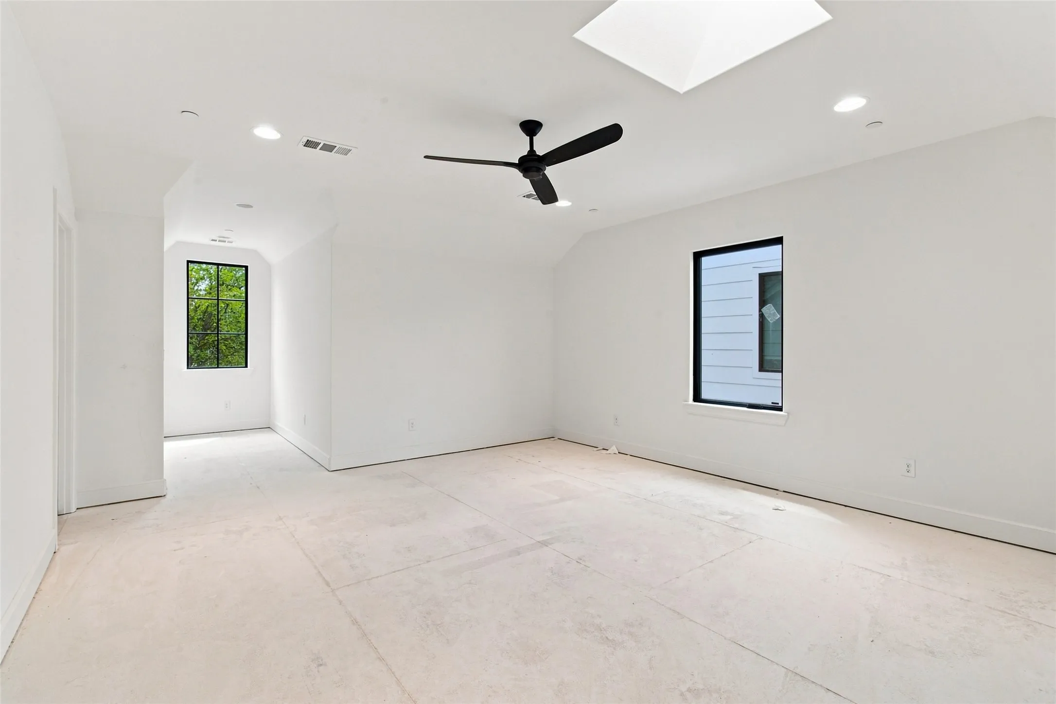 Single Family Residence For Rent in Dallas County , 4430 Glenwick Lane, University Park, Texas 75205, 5 Bedroom, 5 Bathroom, 2 Garage spaces, 3,327 Sqft, built in 2026, mls#21368584, Real Estate Agent in University Park, Homes For Rent in Dallas county, Homes For Rent in University Park, Realtor in University Park Texas, Real Estate Brokerage Independent Realty Texas, Luminita Cordes Realtor