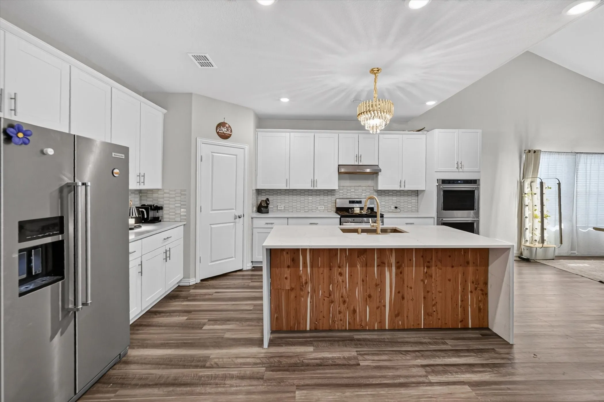 Single Family Residence For Sale in Collin County , 447 Crystal Clear Lane, Princeton, Texas 75407, 5 Bedroom, 3 Bathroom, 2 Garage spaces, 3,045 Sqft, built in 2021, mls#21369616, Real Estate Agent in Princeton, Homes For Sale in Collin county, Homes For Sale in Princeton, Realtor in Princeton Texas, Real Estate Brokerage Independent Realty Texas, Luminita Cordes Realtor